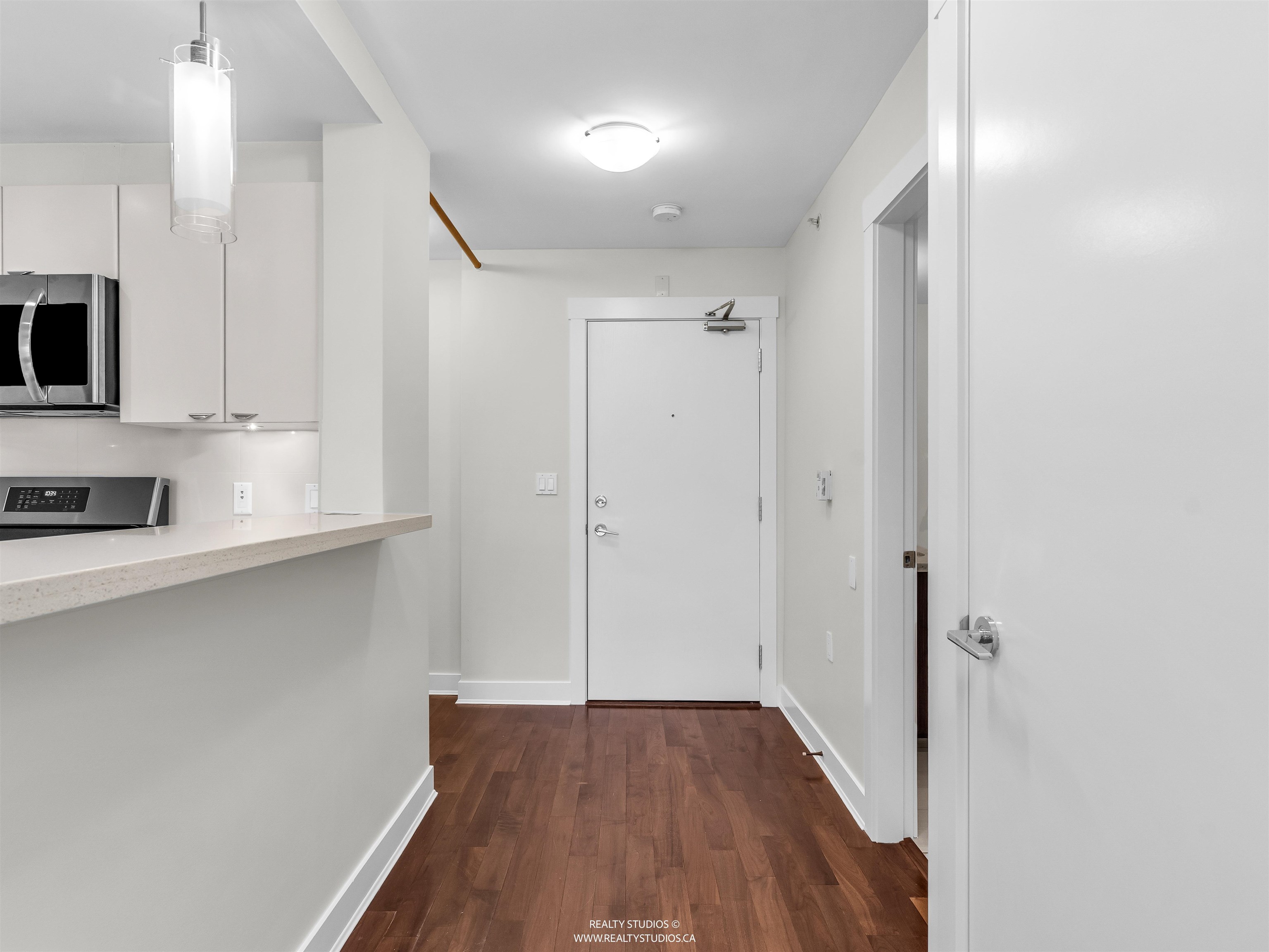 506 160 W 3RD STREET Unit: 506
