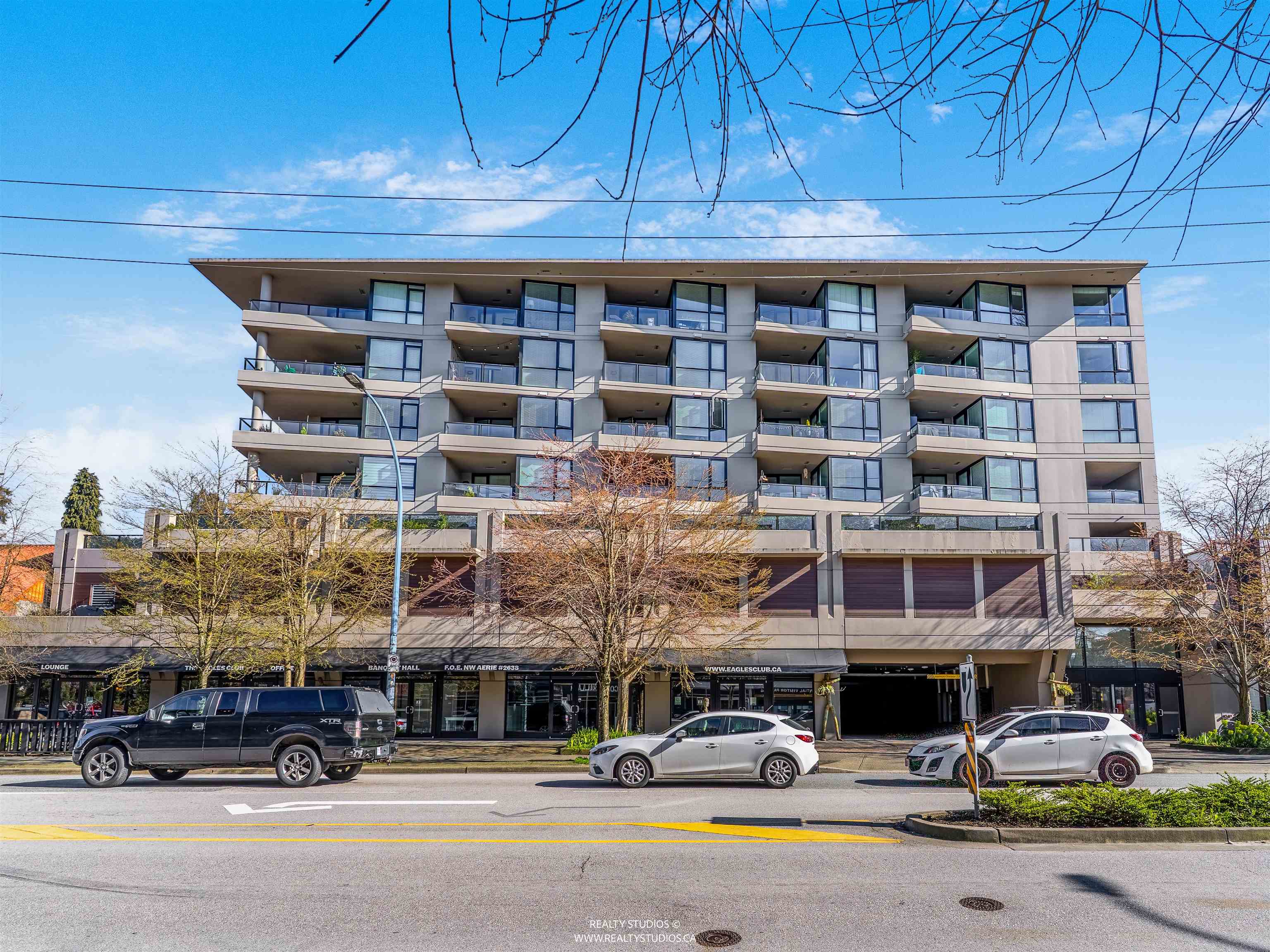 506 160 W 3RD STREET Unit: 506