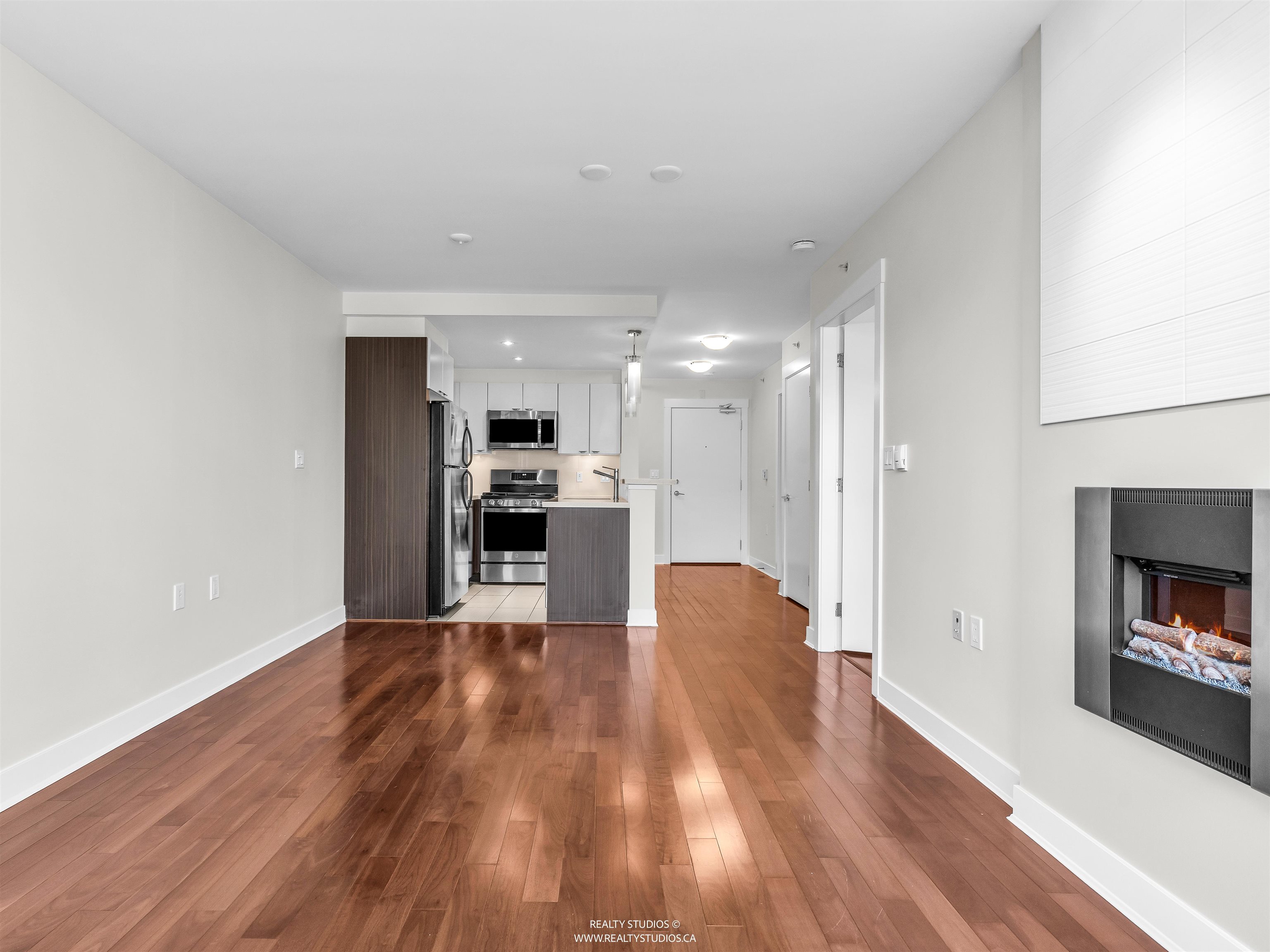 506 160 W 3RD STREET Unit: 506