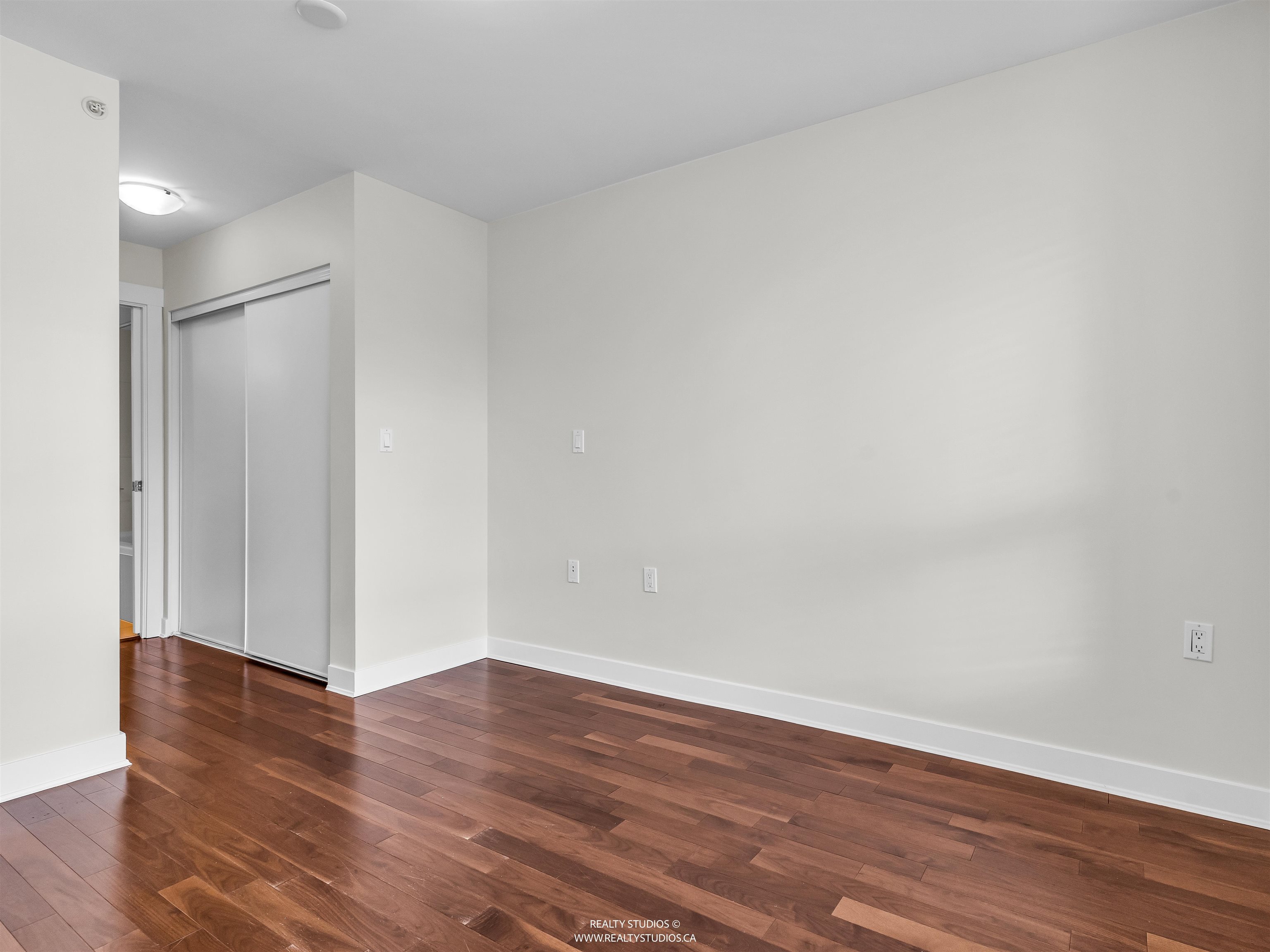 506 160 W 3RD STREET Unit: 506