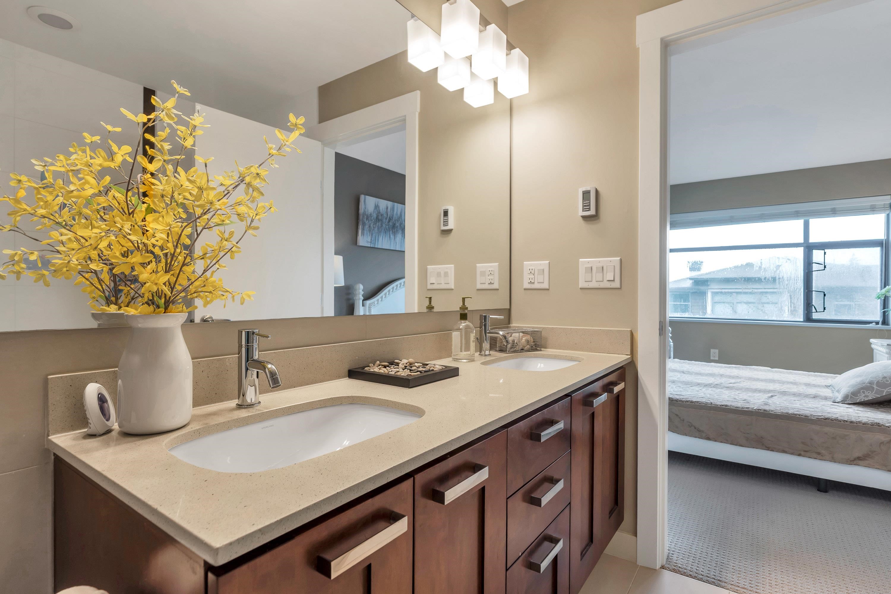 40 2603 162 STREET Unit: 40