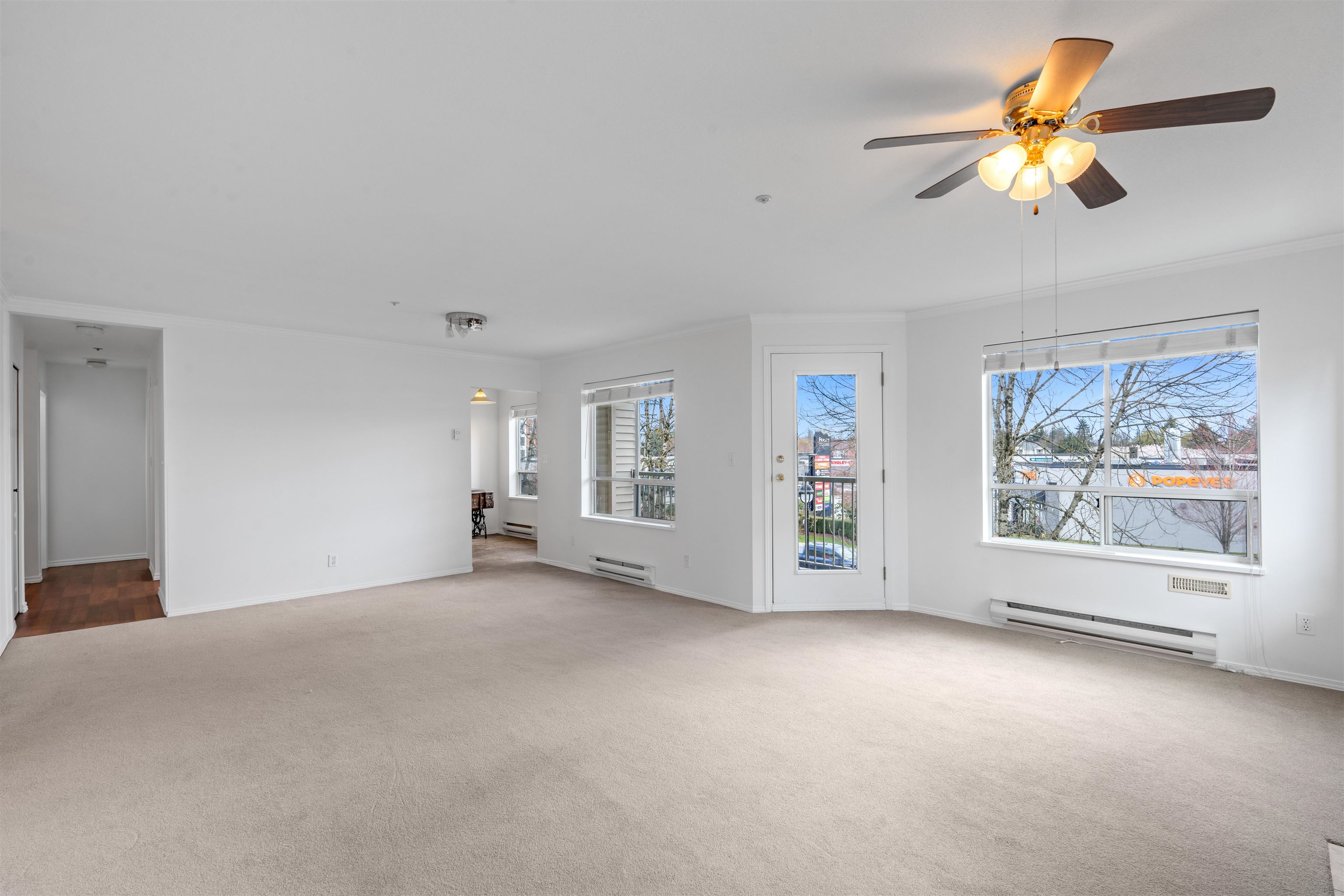 207 5450 208TH STREET Unit: 207