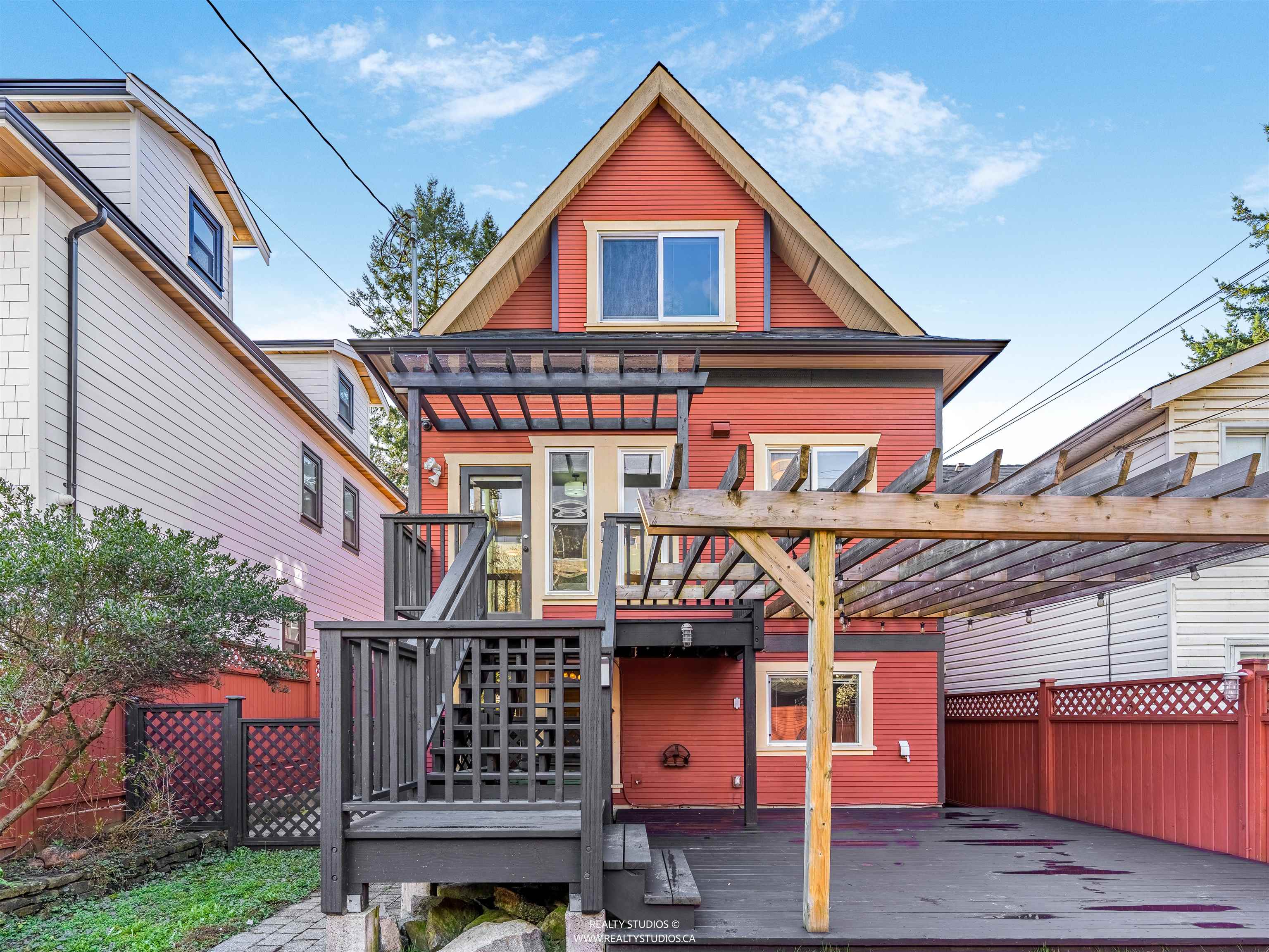 4446 QUEBEC STREET