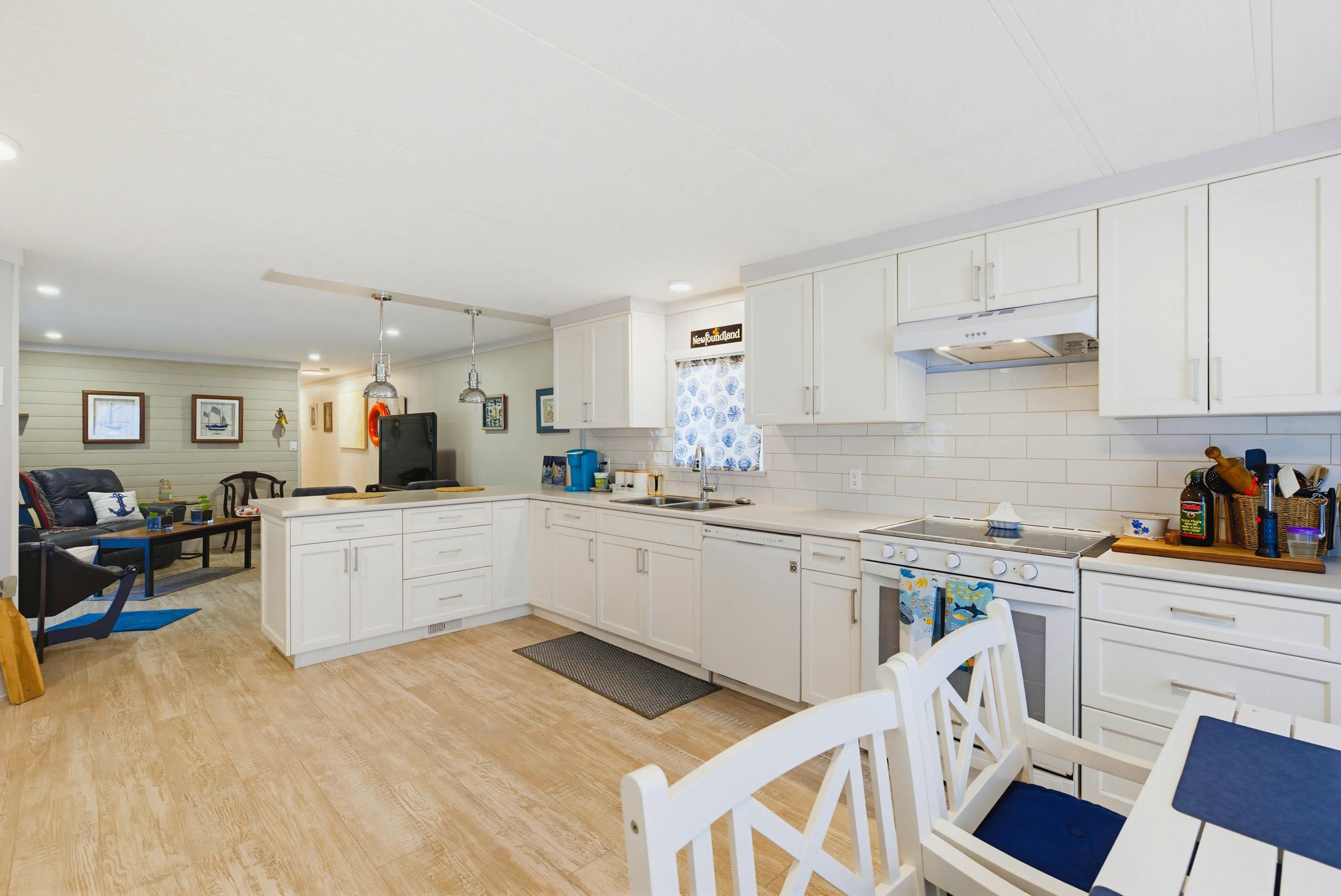 182 3665 244 STREET Unit: 182