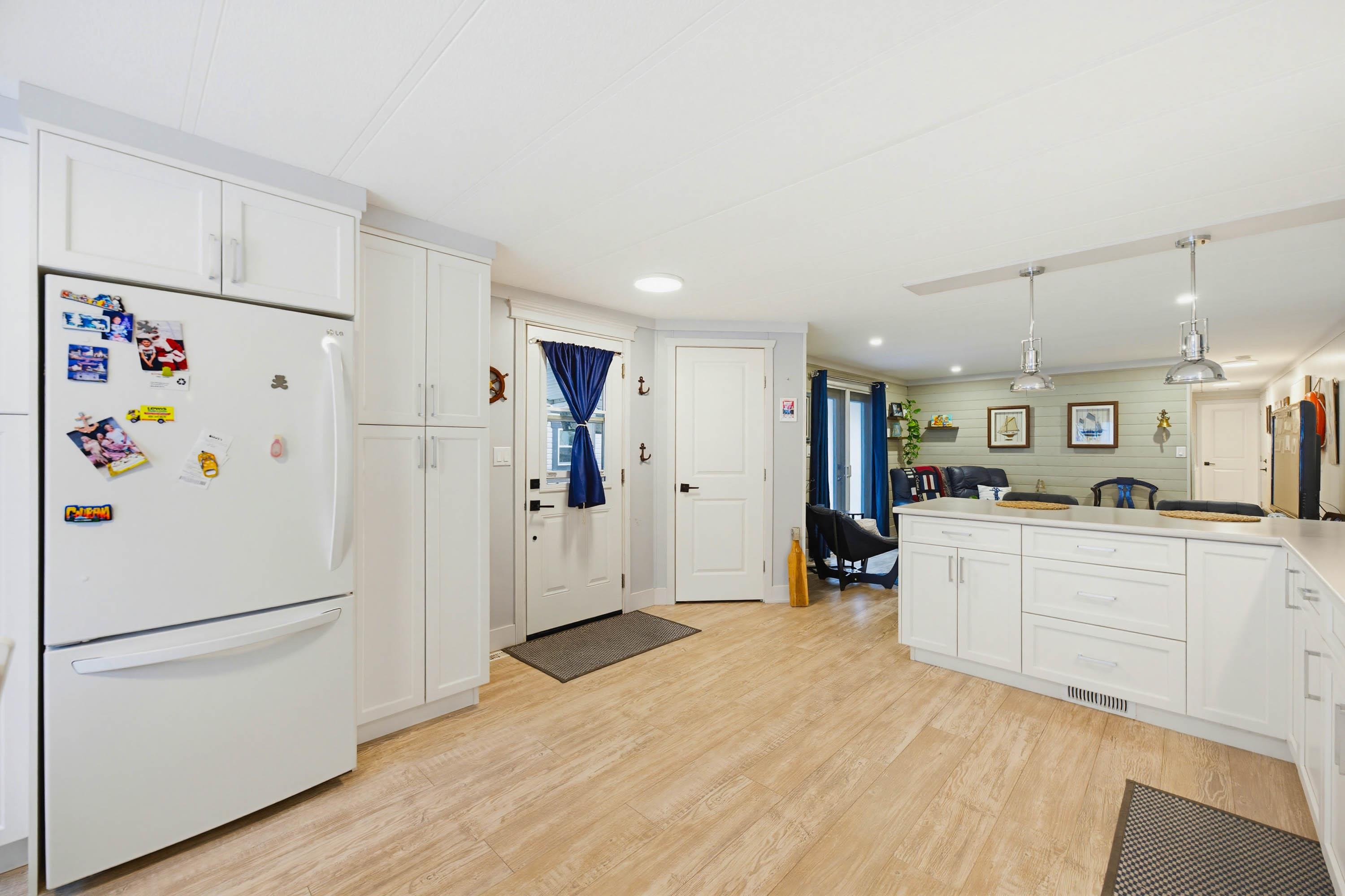 182 3665 244 STREET Unit: 182