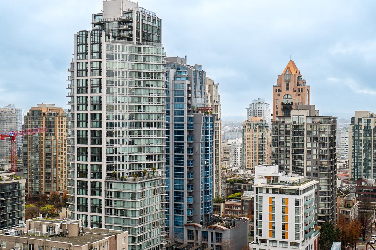2103 1351 CONTINENTAL STREET Unit: 2103