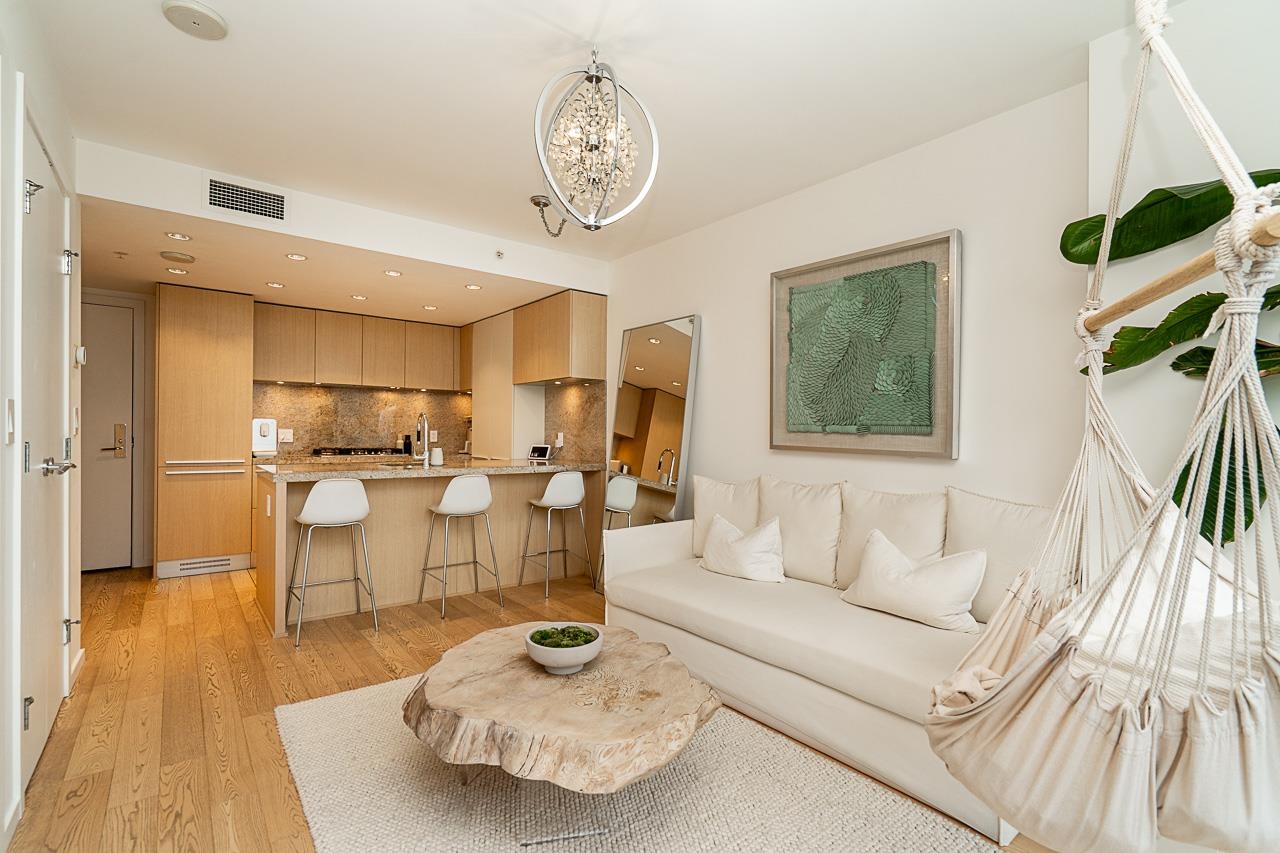 2103 1351 CONTINENTAL STREET Unit: 2103