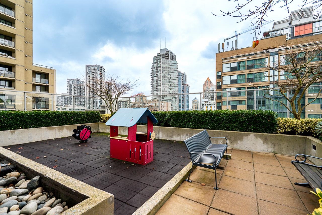2103 1351 CONTINENTAL STREET Unit: 2103