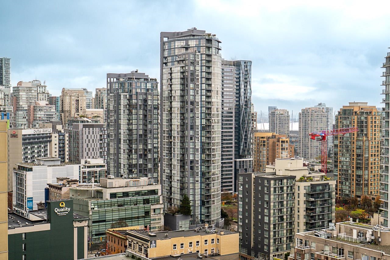 2103 1351 CONTINENTAL STREET Unit: 2103