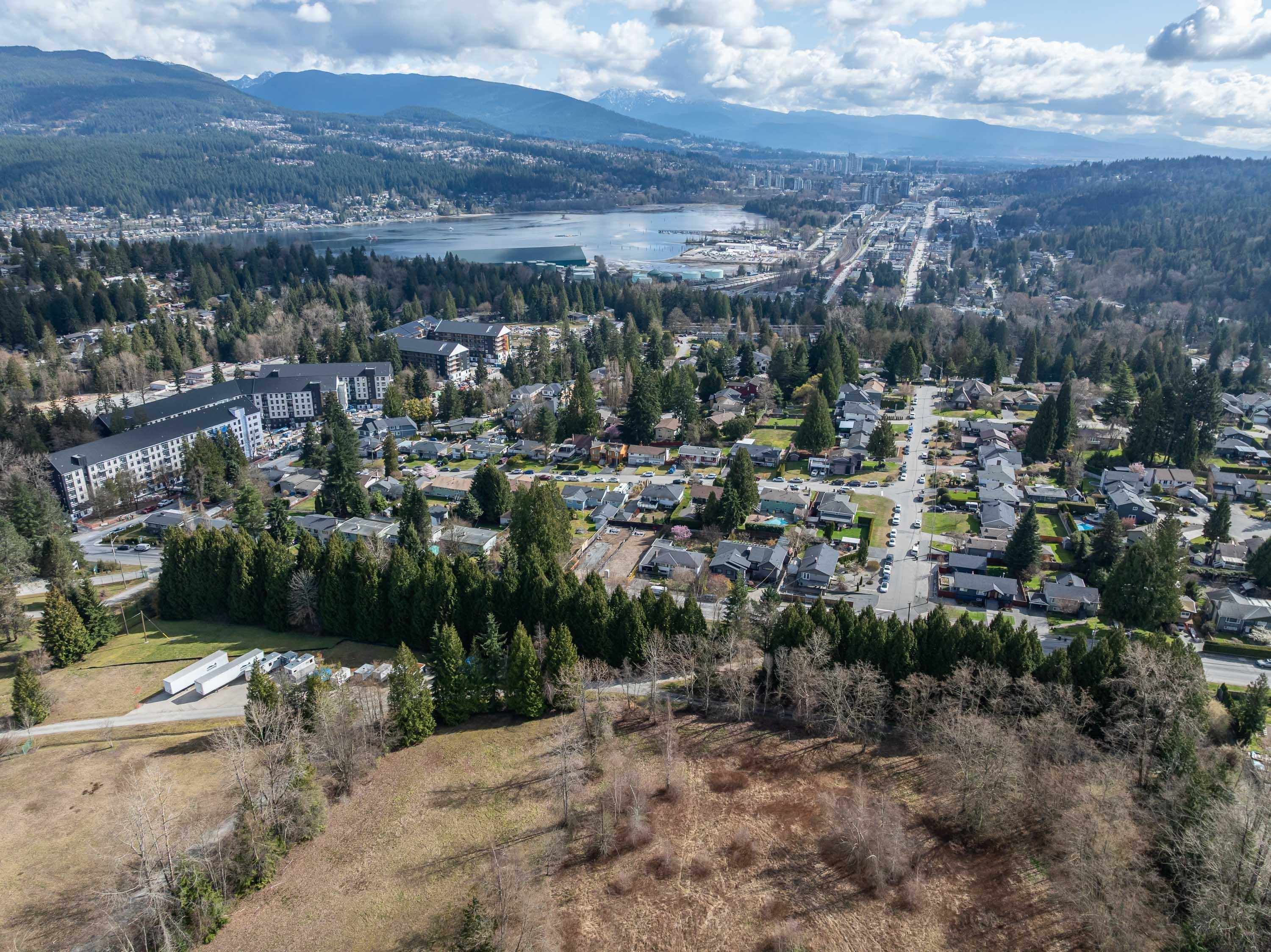 1116 GLENAYRE DRIVE