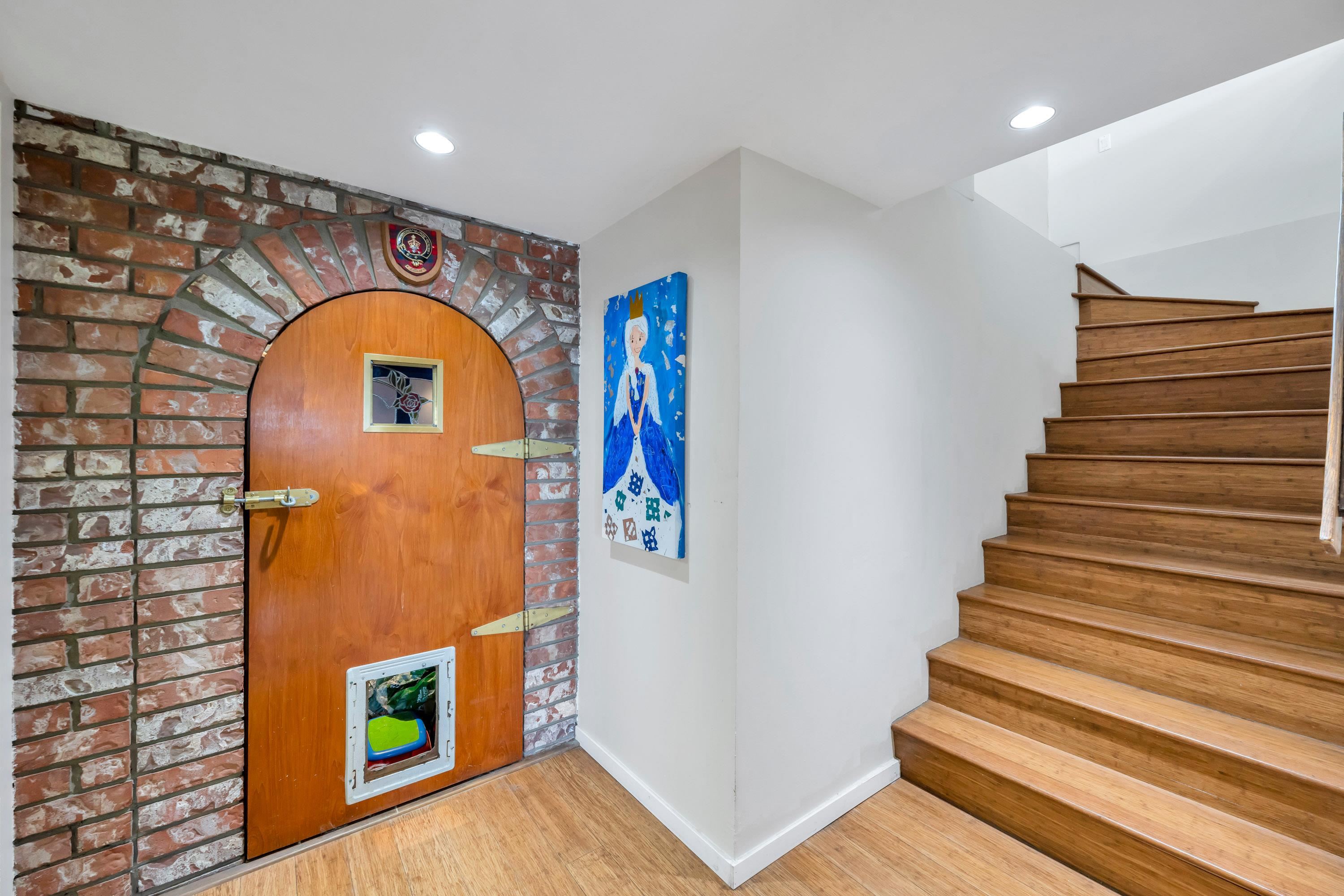 2385 WALL STREET