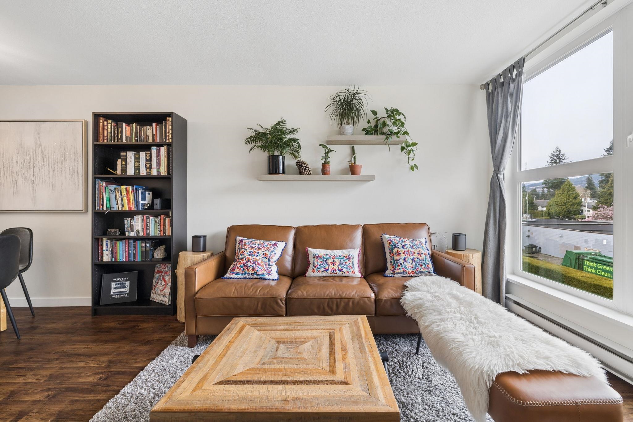 301 1519 GRANT AVENUE Unit: 301