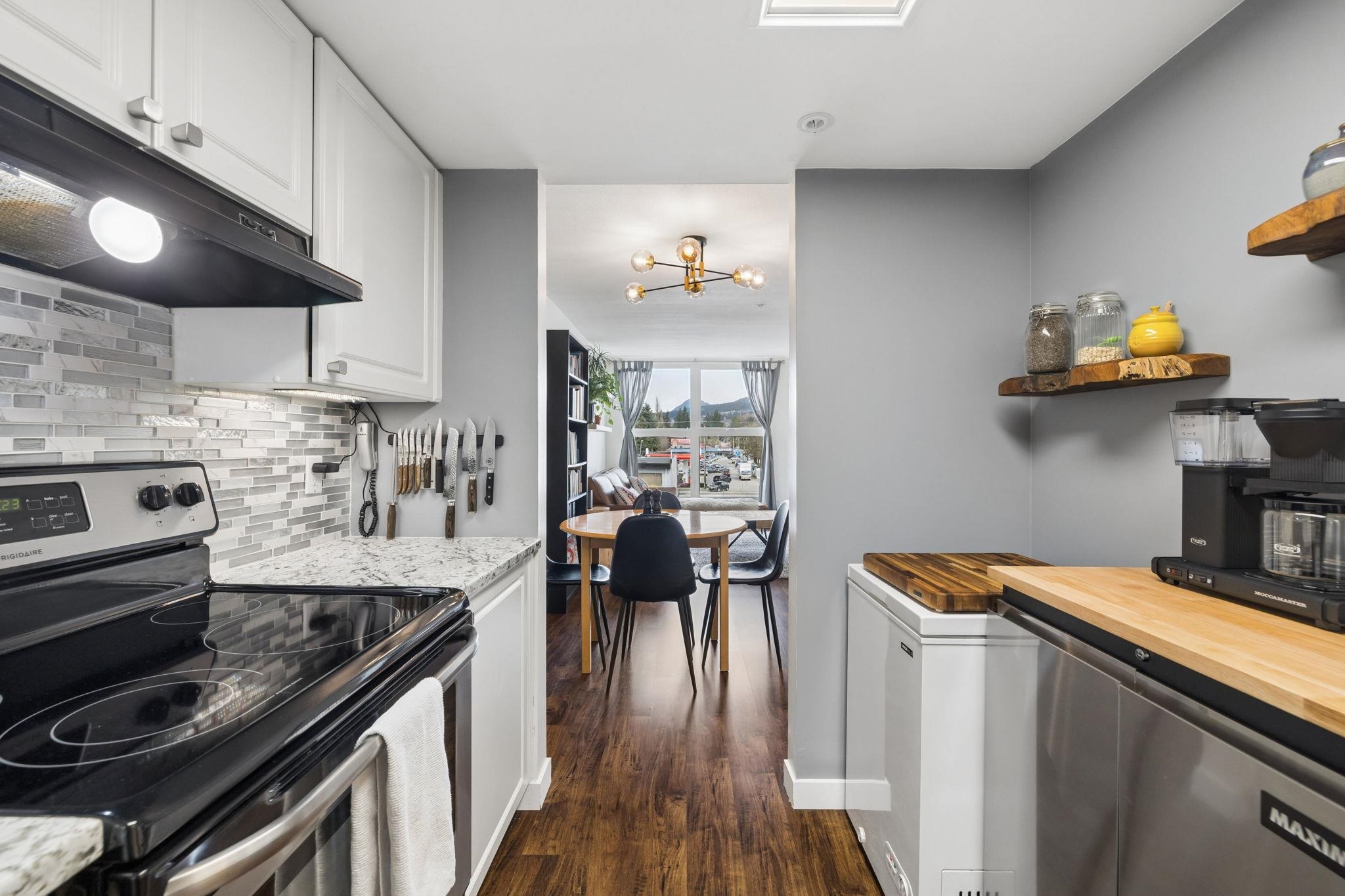 301 1519 GRANT AVENUE Unit: 301