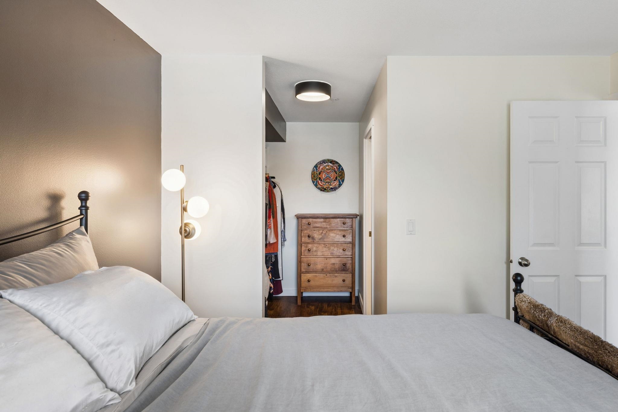 301 1519 GRANT AVENUE Unit: 301