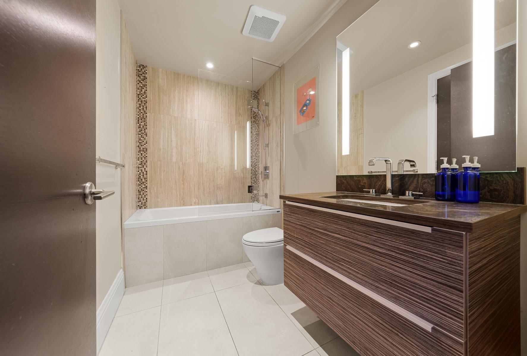 205 2035 W 4TH AVENUE Unit: 205