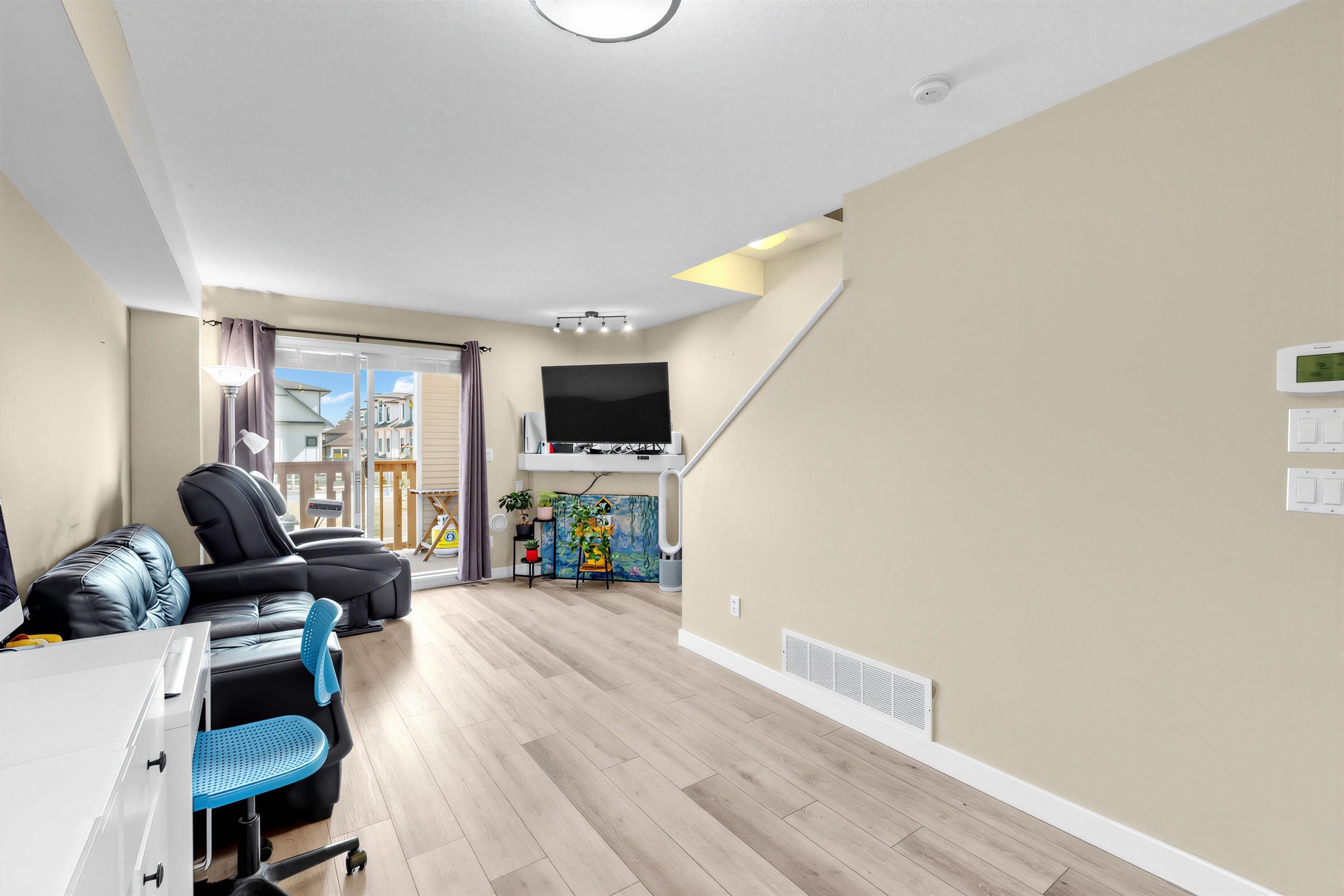 19 7100 LYNNWOOD DRIVE Unit: 19