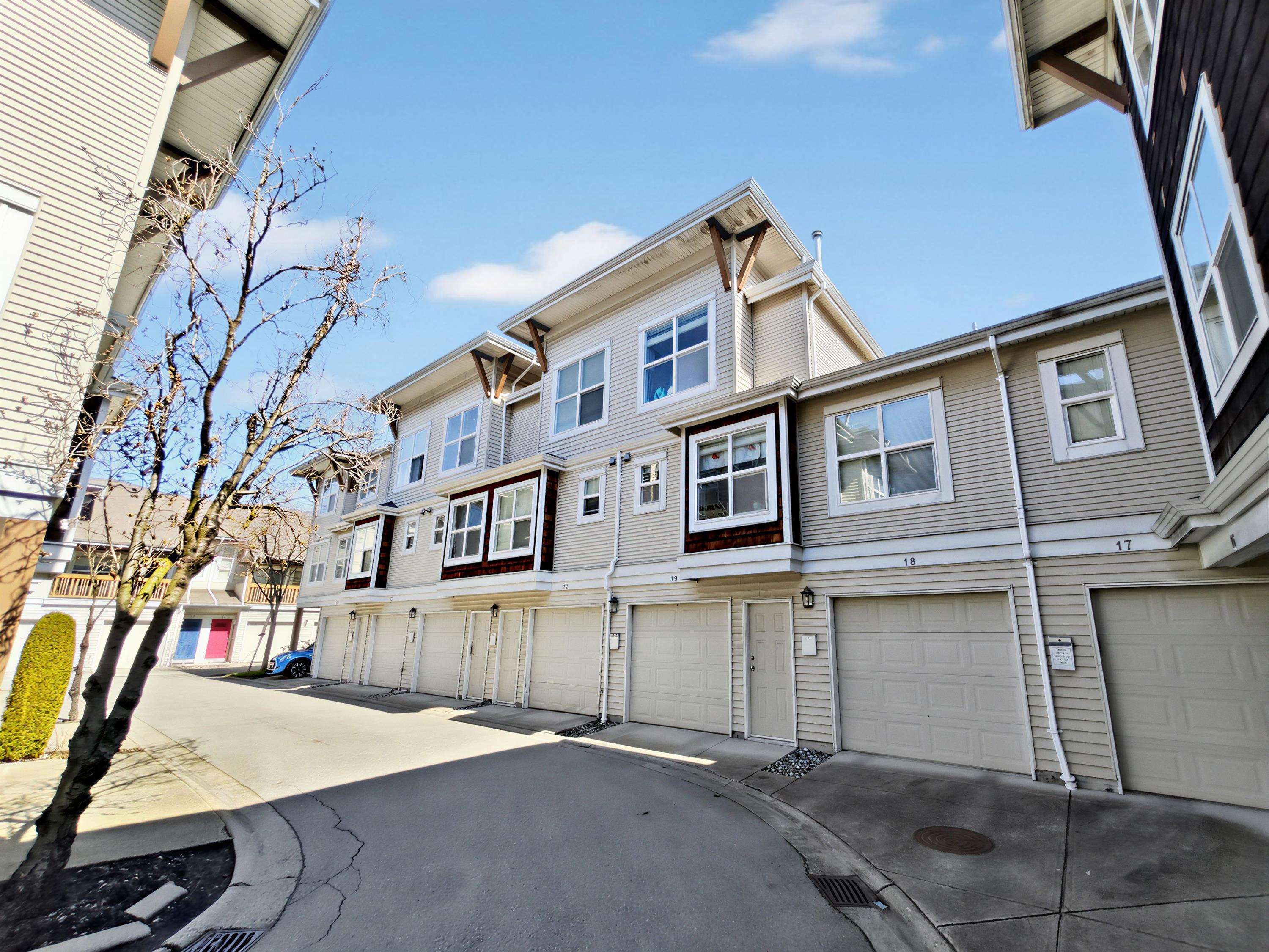 19 7100 LYNNWOOD DRIVE Unit: 19