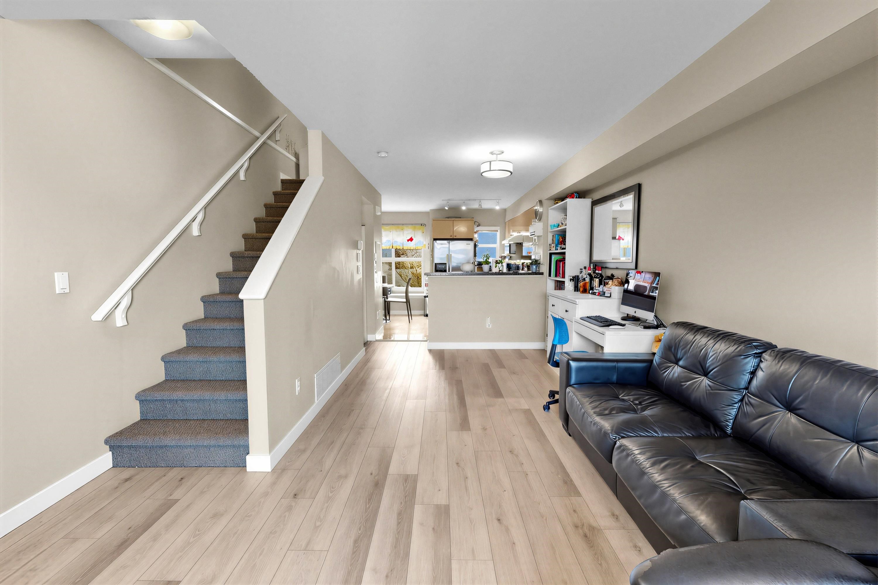 19 7100 LYNNWOOD DRIVE Unit: 19