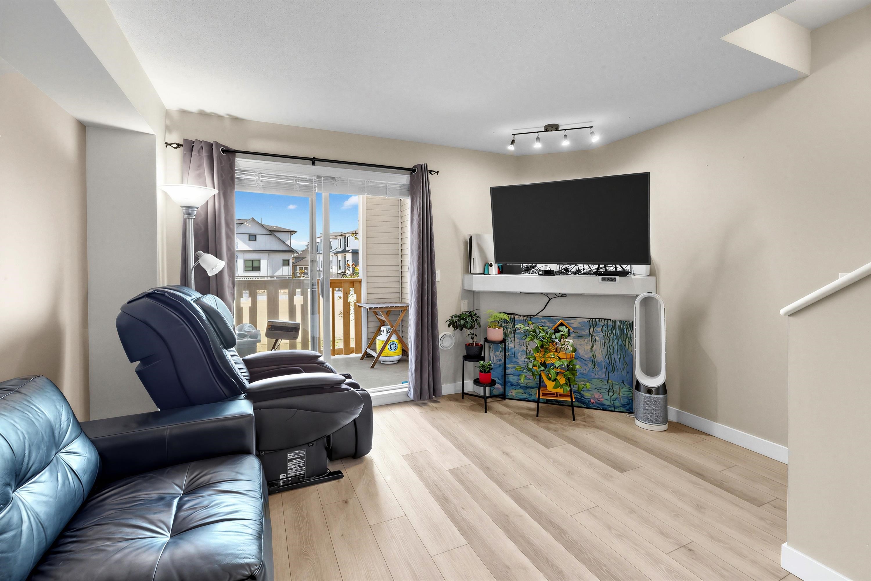 19 7100 LYNNWOOD DRIVE Unit: 19