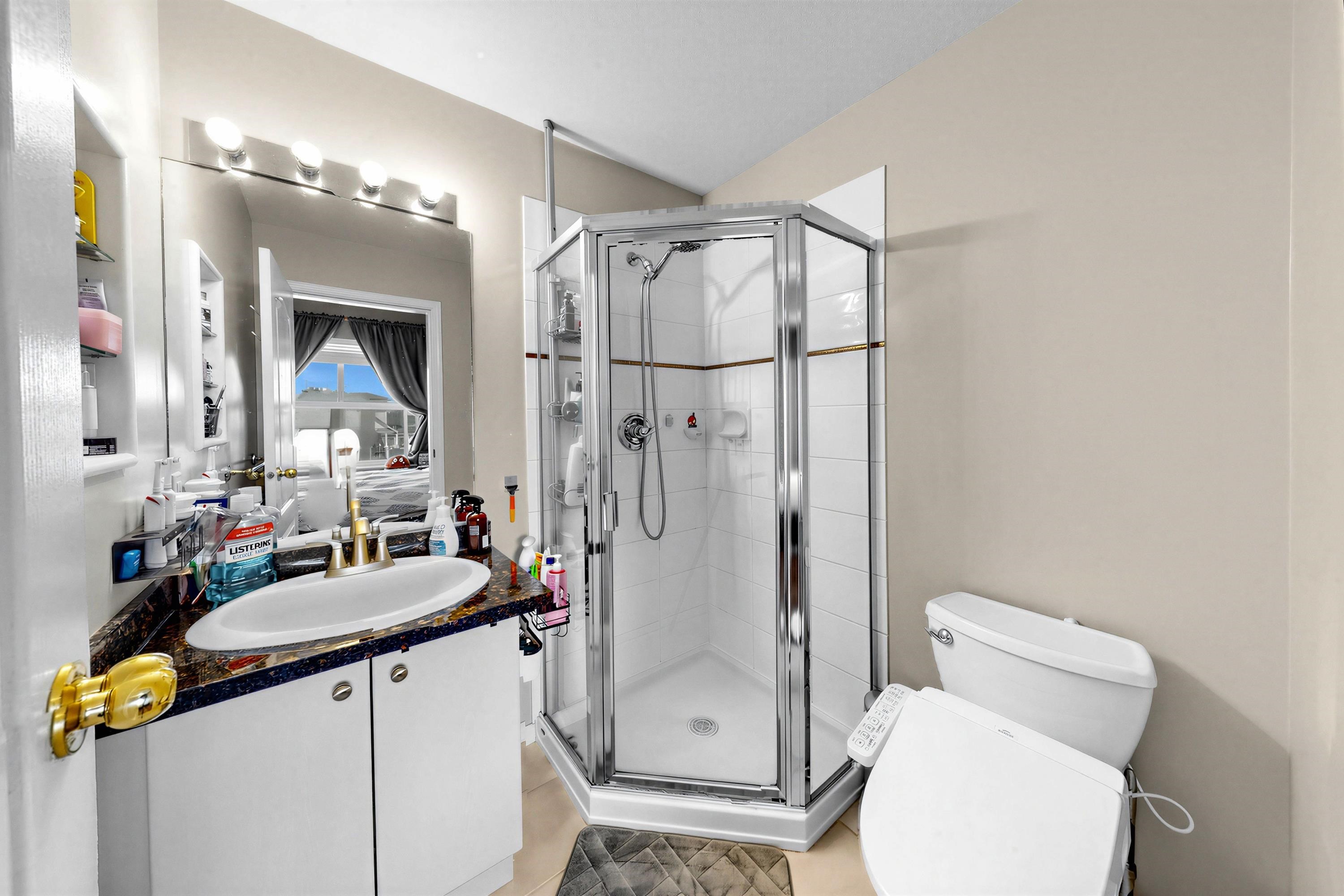 19 7100 LYNNWOOD DRIVE Unit: 19