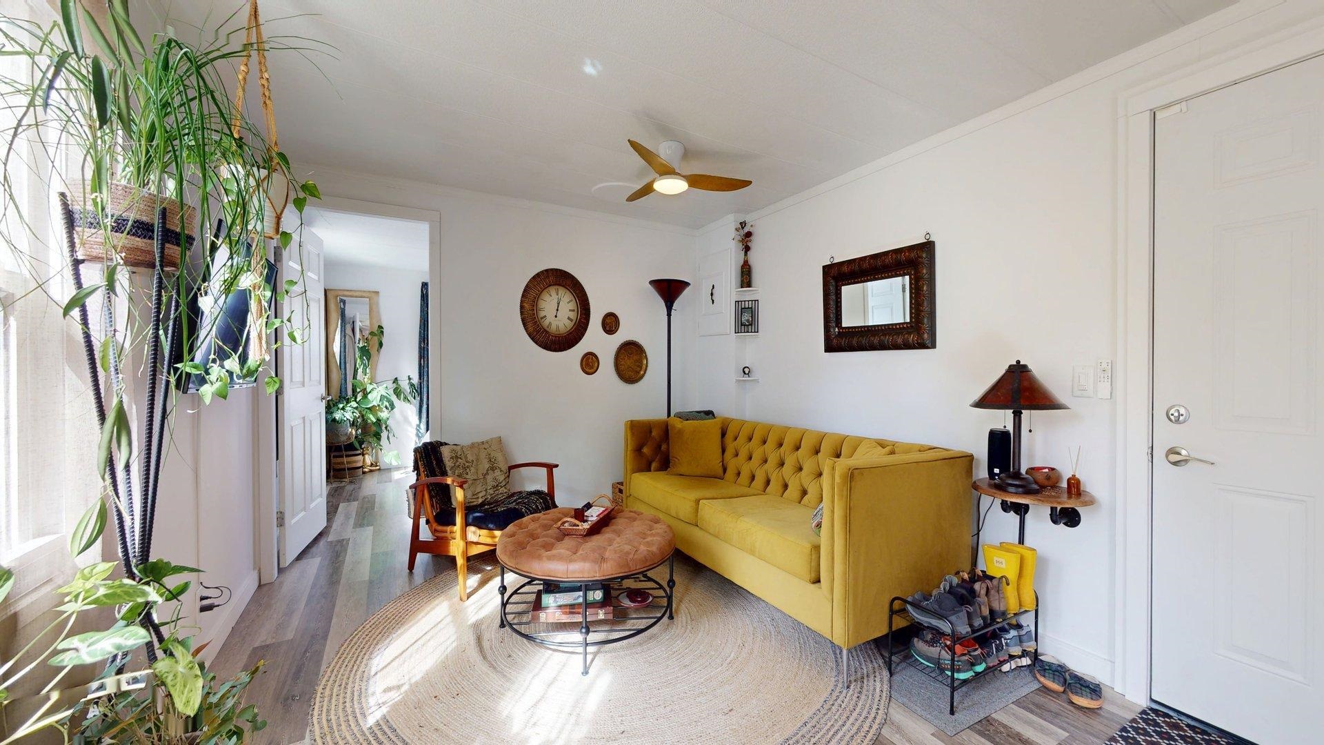 98 1830 MAMQUAM ROAD Unit: 98