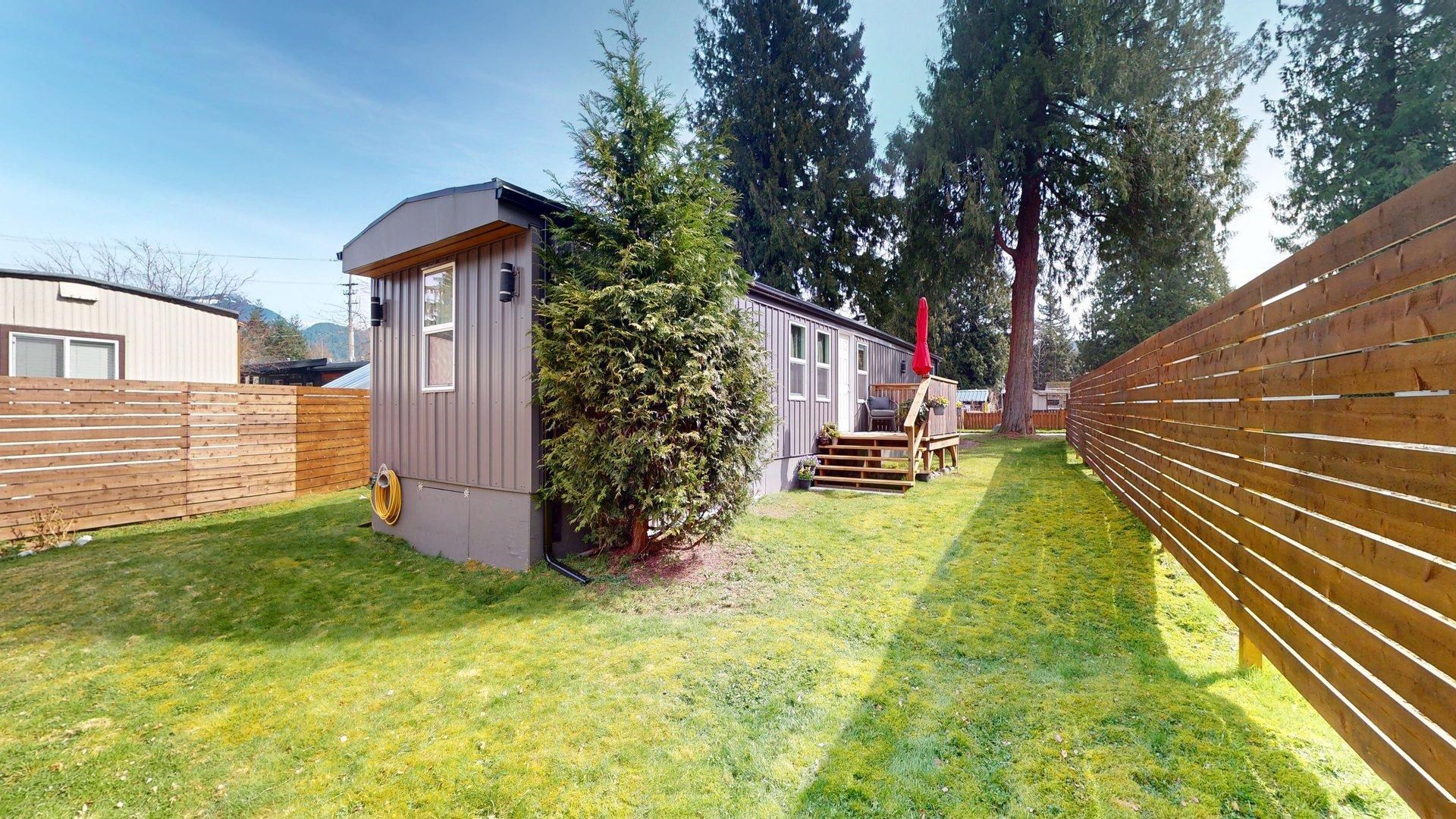 98 1830 MAMQUAM ROAD Unit: 98
