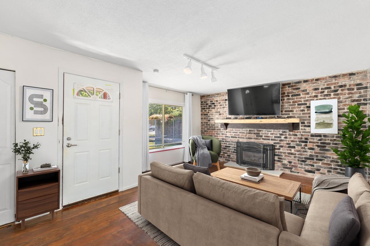 986 PORTER STREET