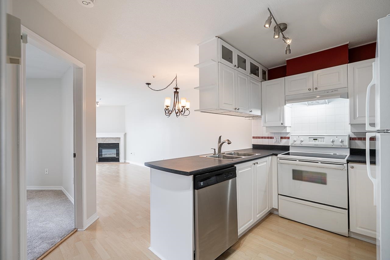 502 1035 AUCKLAND STREET Unit: 502