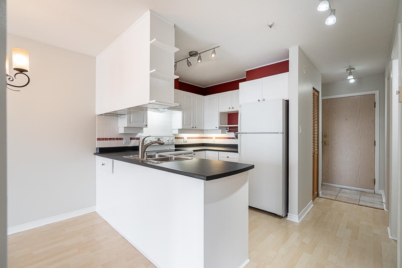 502 1035 AUCKLAND STREET Unit: 502