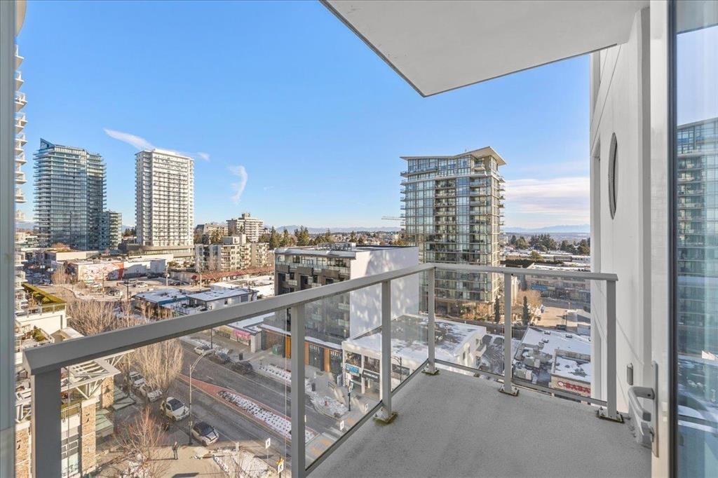 802 1441 JOHNSTON ROAD Unit: 802