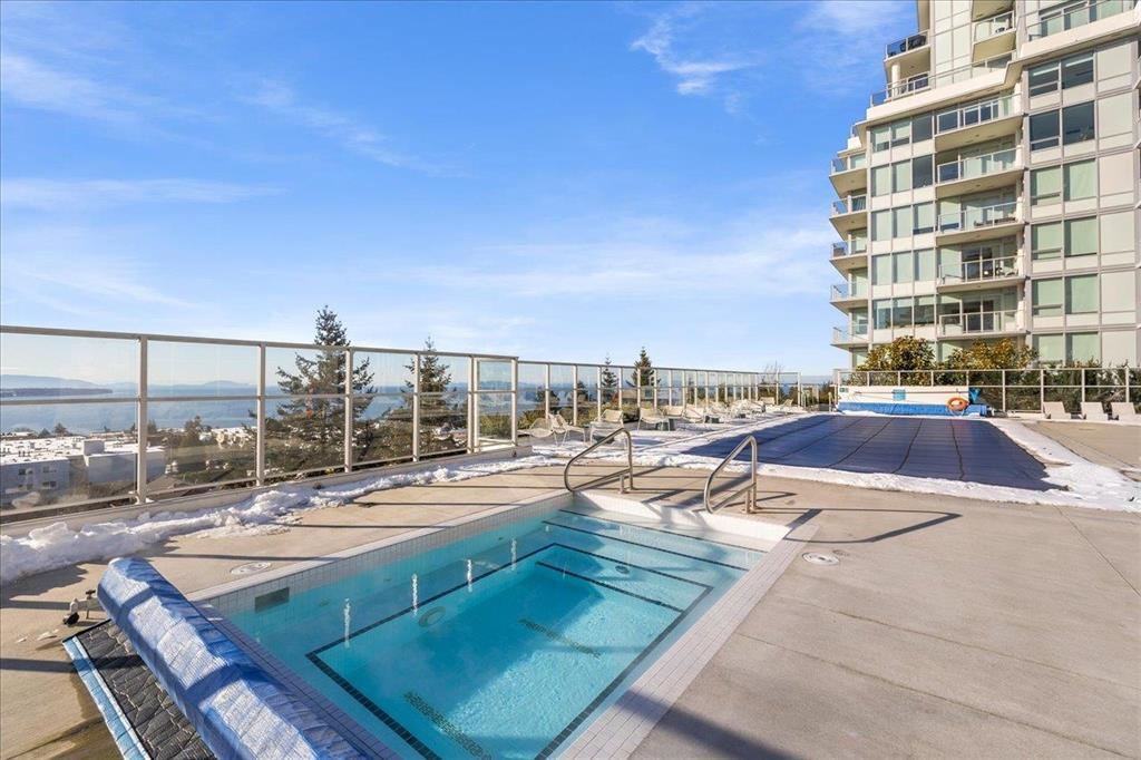 802 1441 JOHNSTON ROAD Unit: 802