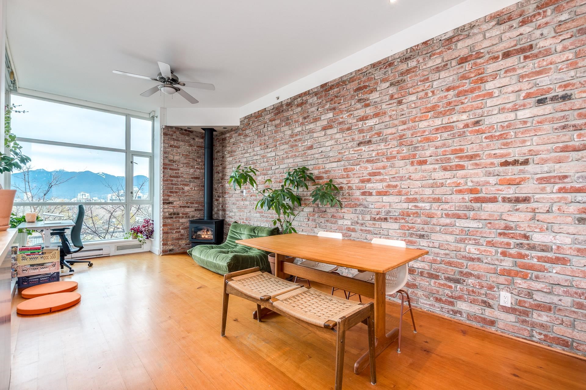 316 2515 ONTARIO STREET Unit: 316