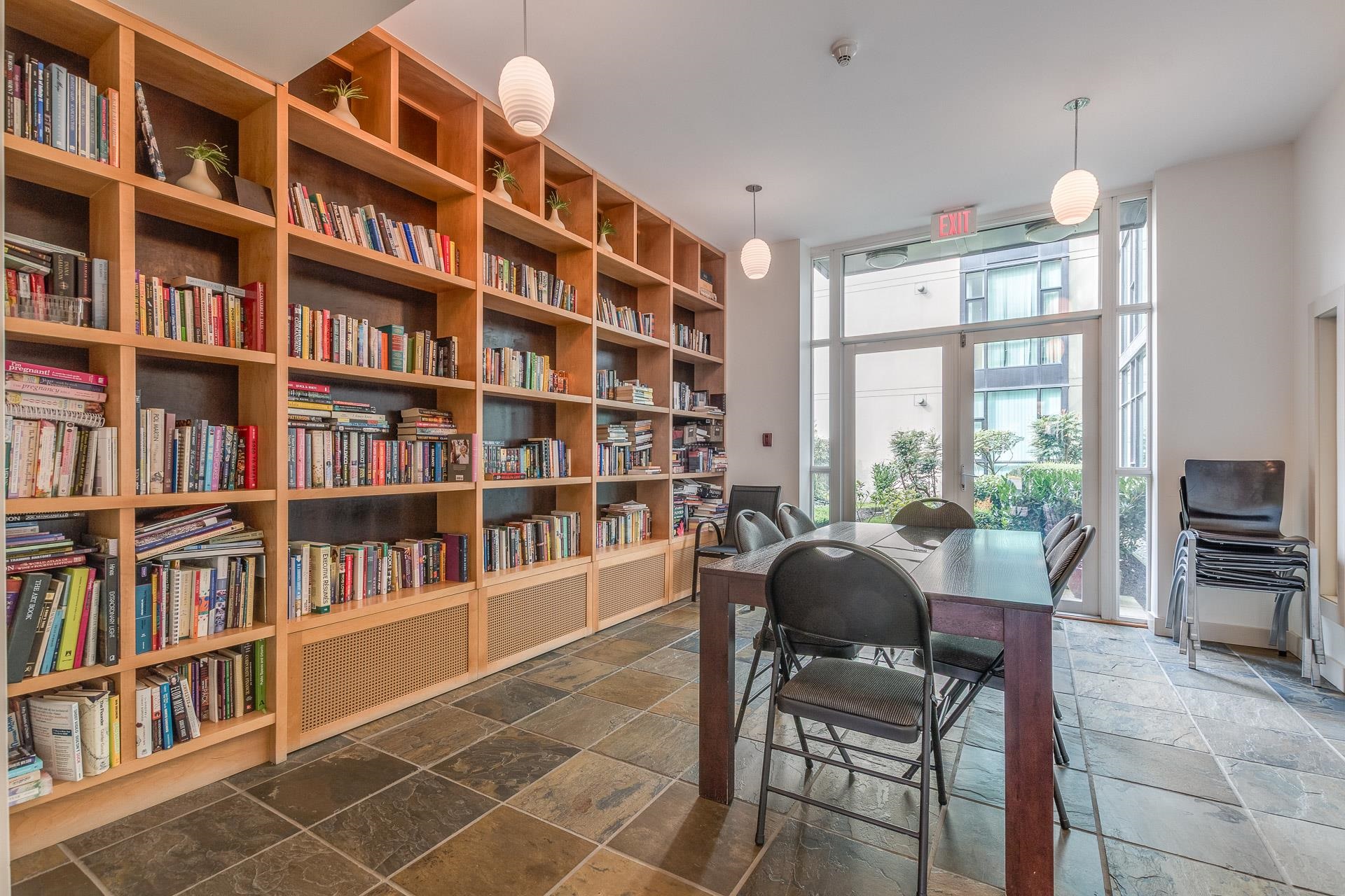316 2515 ONTARIO STREET Unit: 316