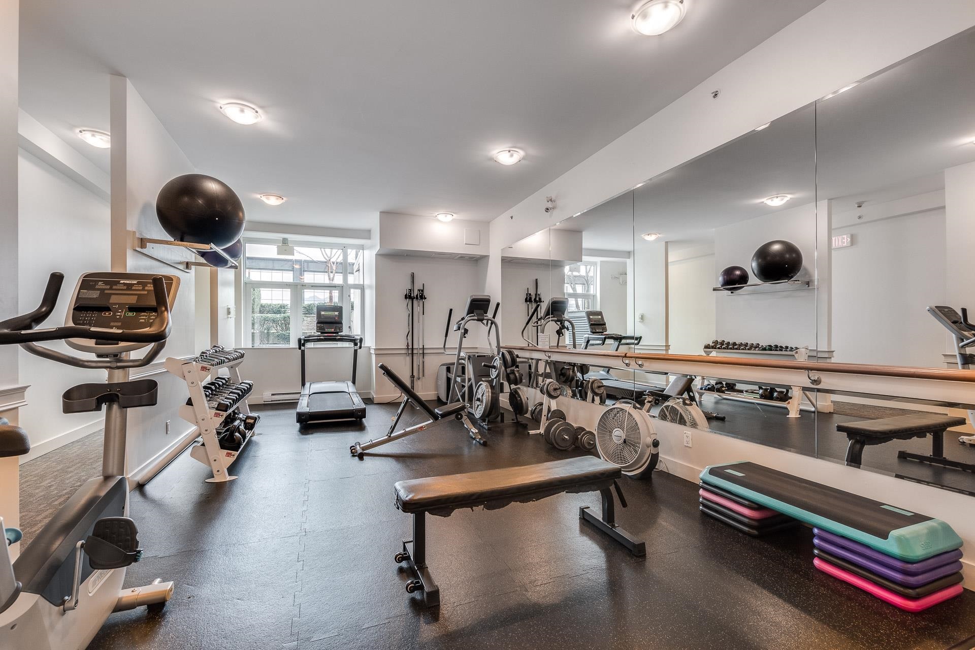 316 2515 ONTARIO STREET Unit: 316