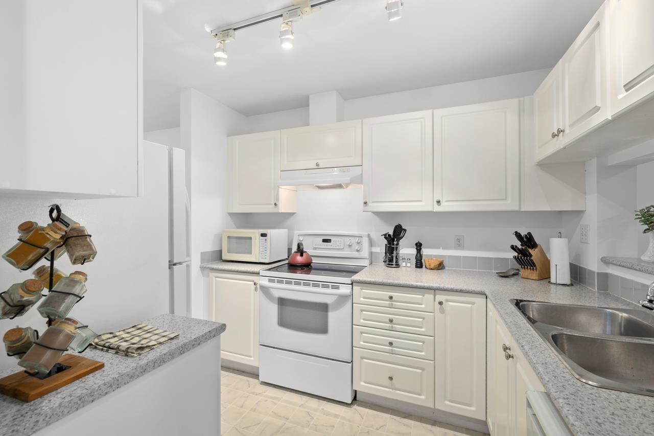 404 102 BEGIN STREET Unit: 404