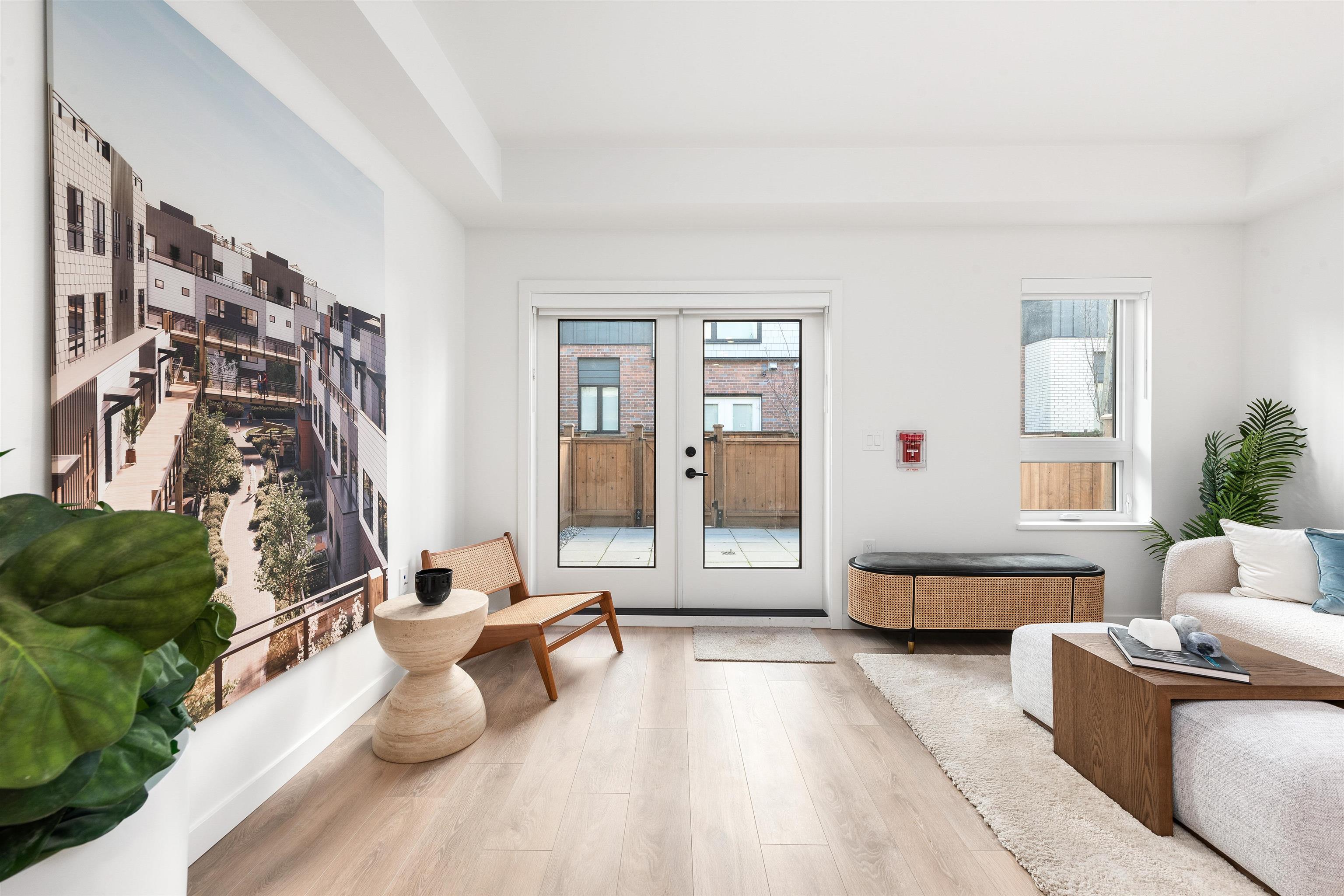 135 535 E 2ND STREET Unit: 135