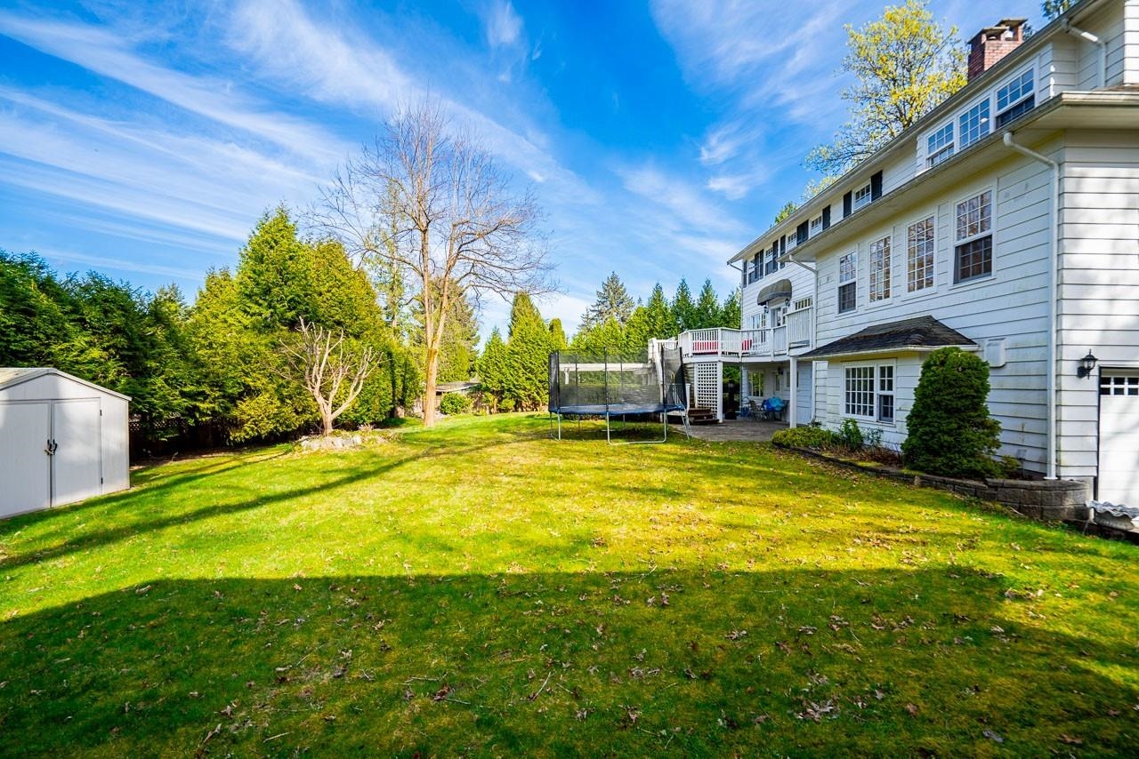 21489 CHERRY PLACE