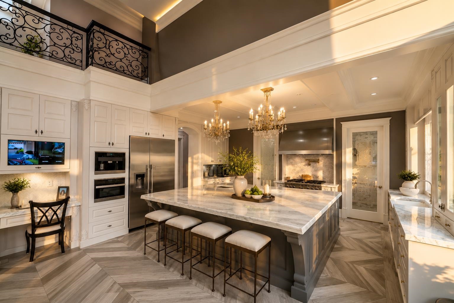 5711 RIVERDALE DRIVE