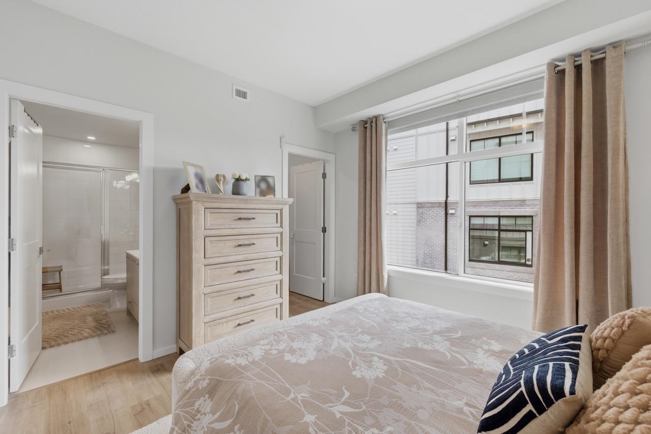 408 3317 148 STREET Unit: 408