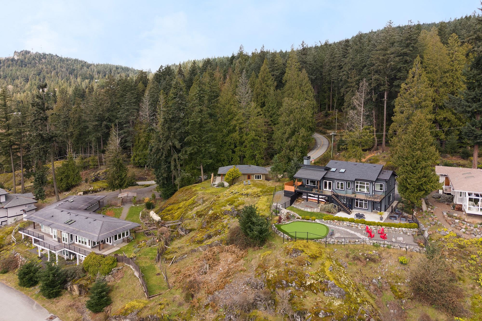 879 SEYMOUR BAY DRIVE