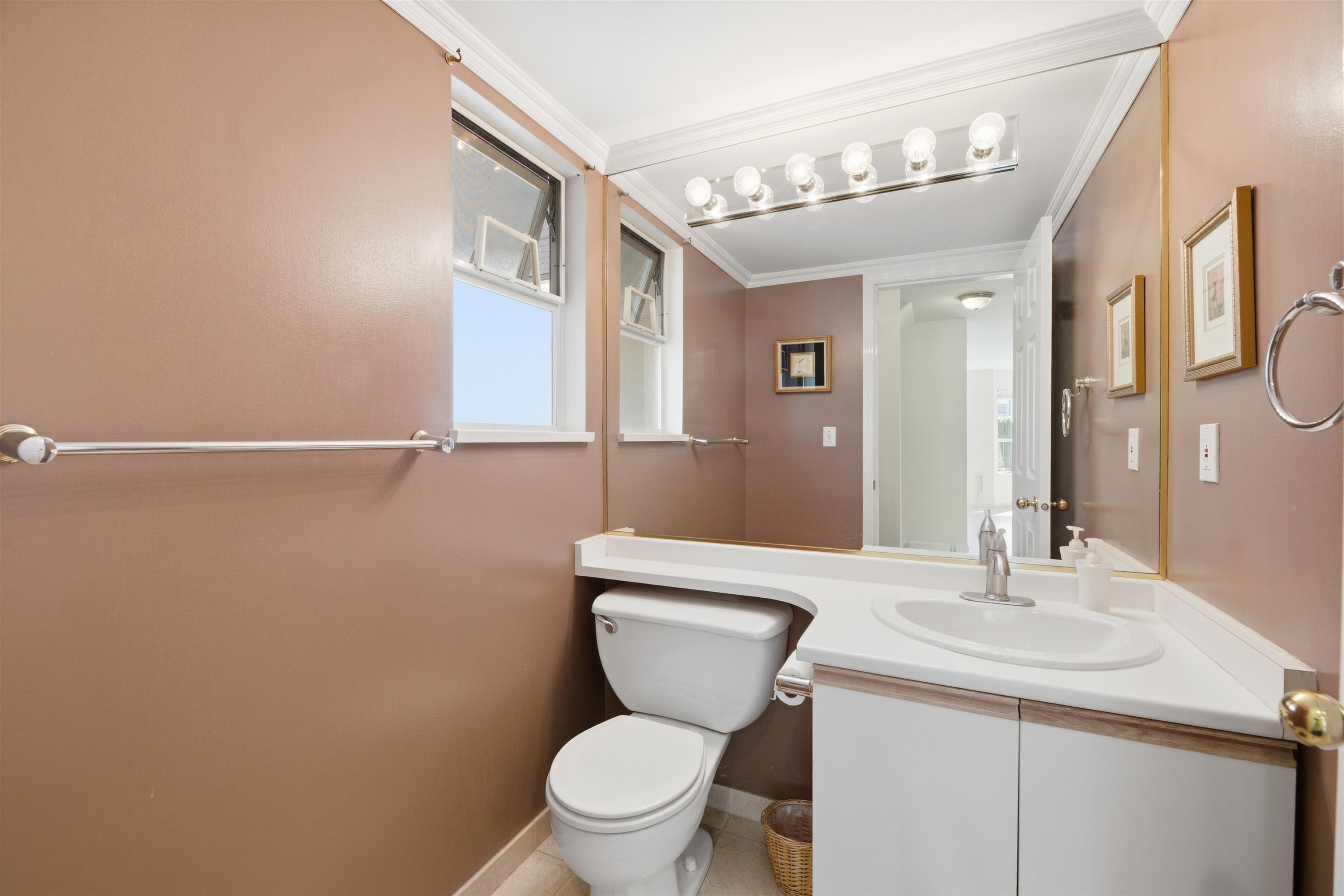 103 10538 153 STREET Unit: 103