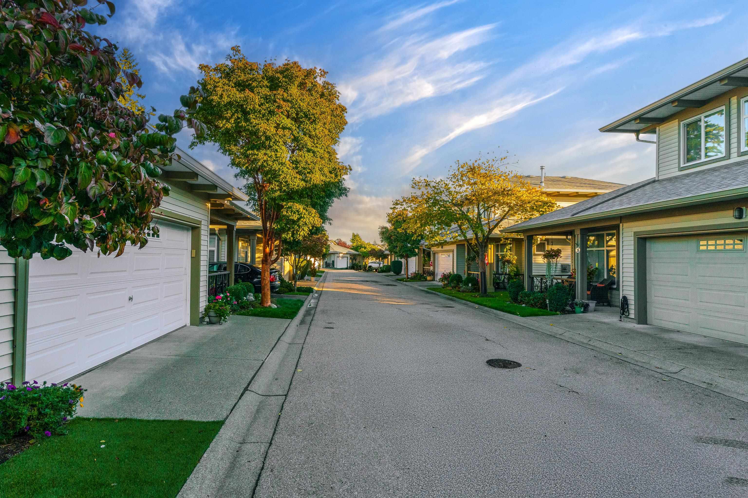 35 15188 62A AVENUE Unit: 35