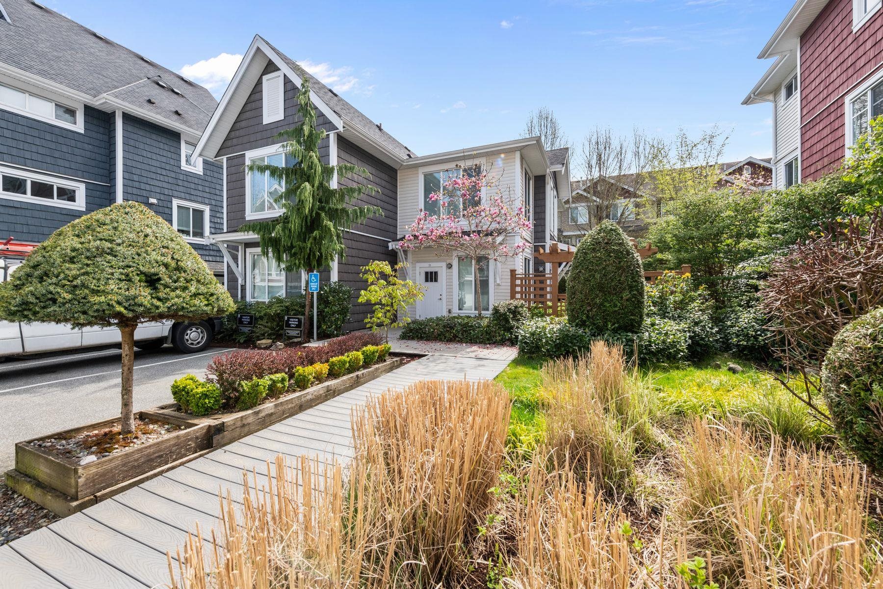 67 3039 156 STREET Unit: 67