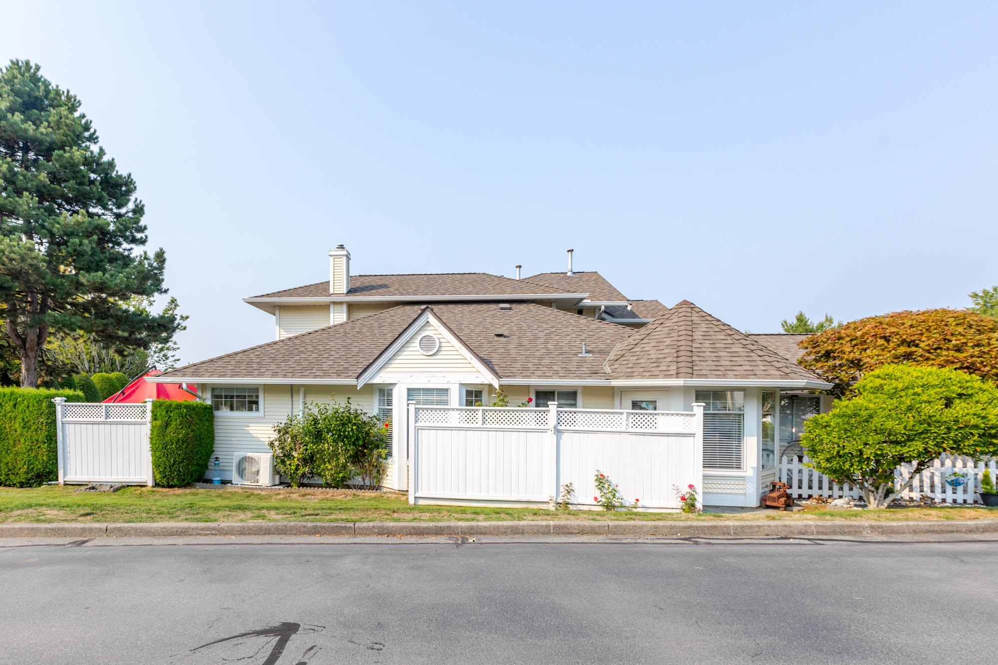 83 21138 88 AVENUE Unit: 83