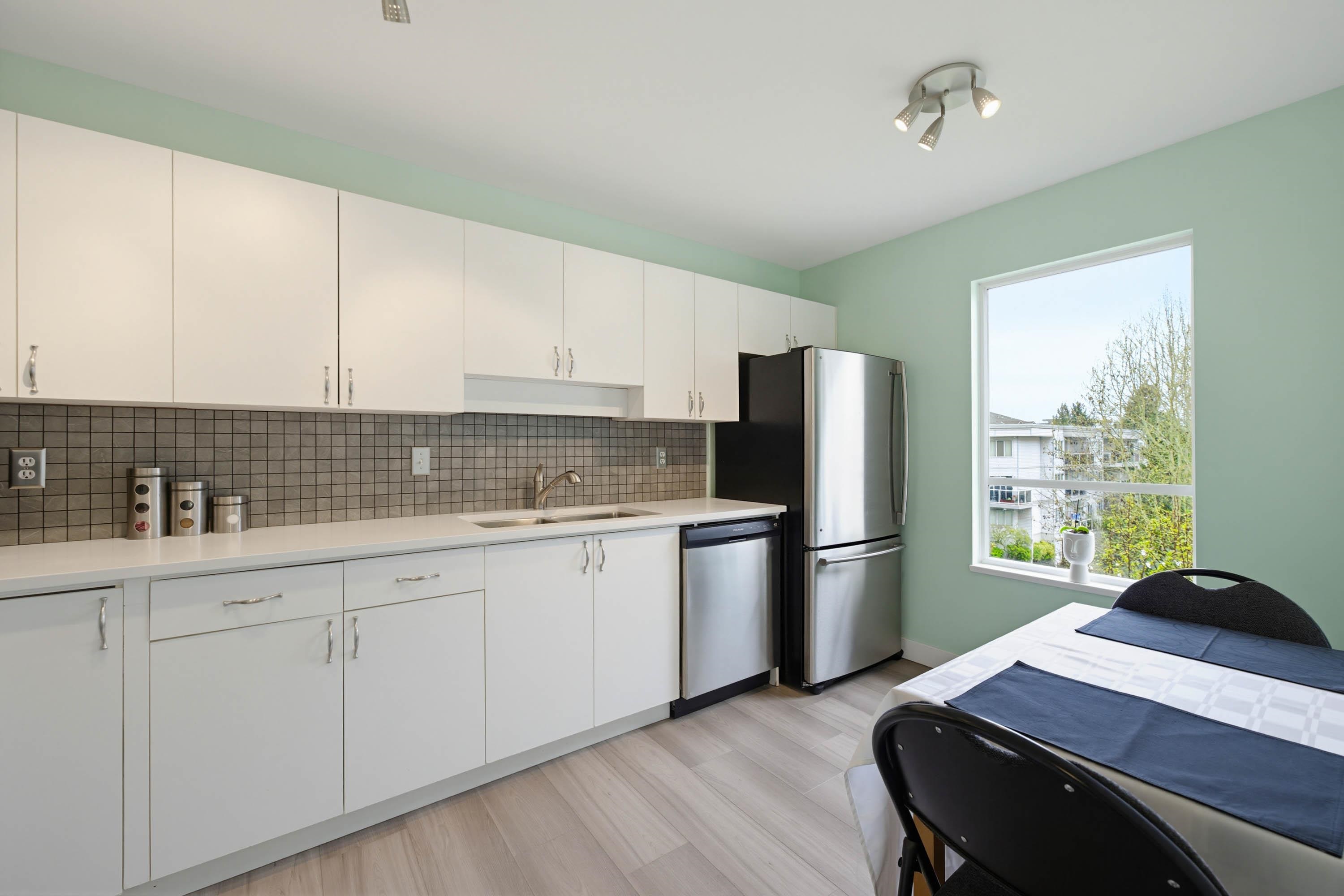 306 20257 54 AVENUE Unit: 306