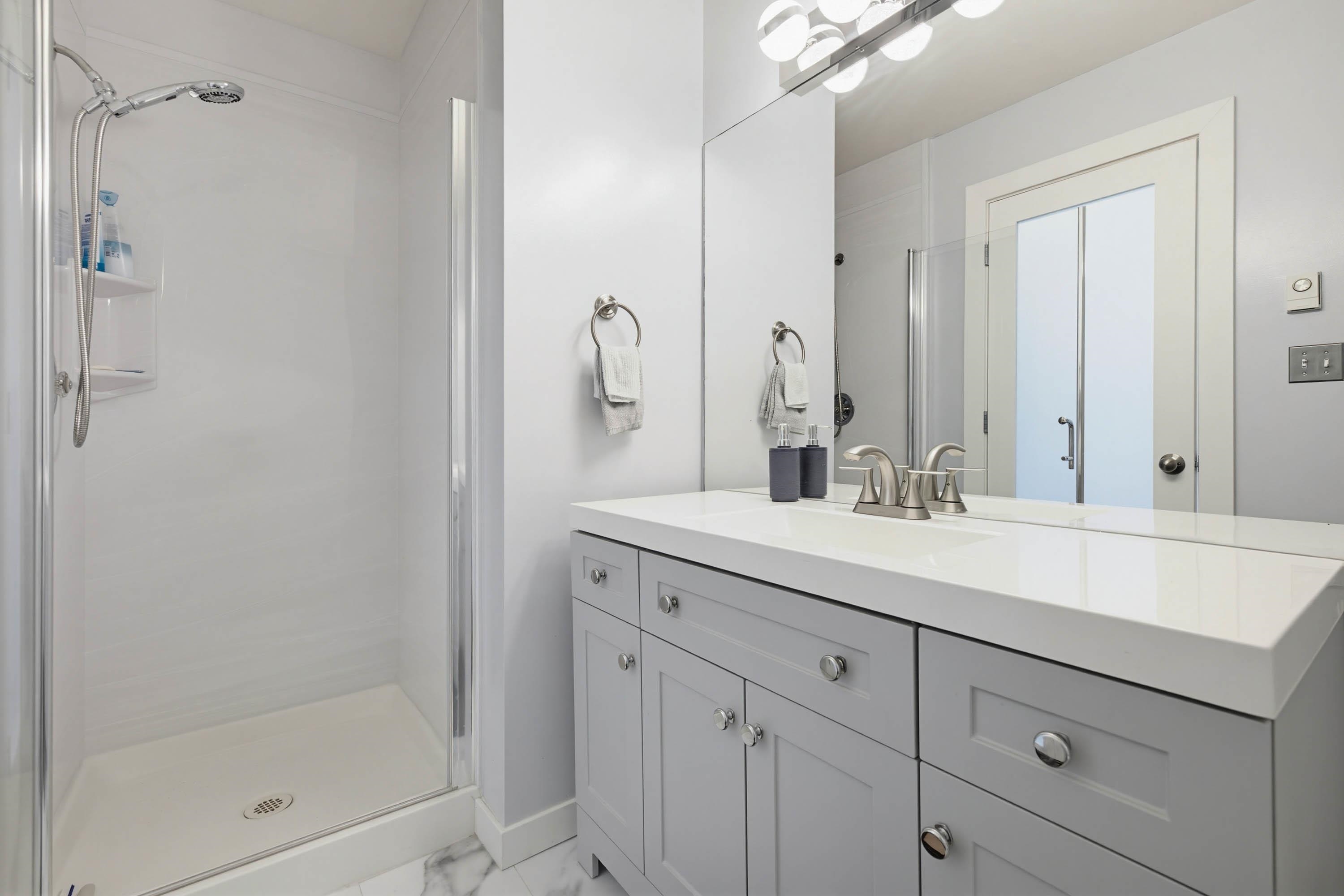 306 20257 54 AVENUE Unit: 306