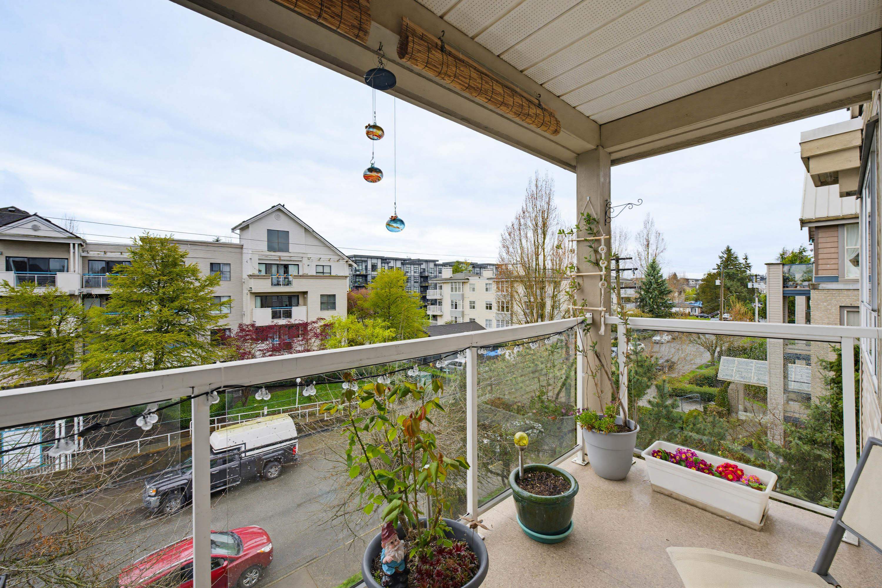306 20257 54 AVENUE Unit: 306