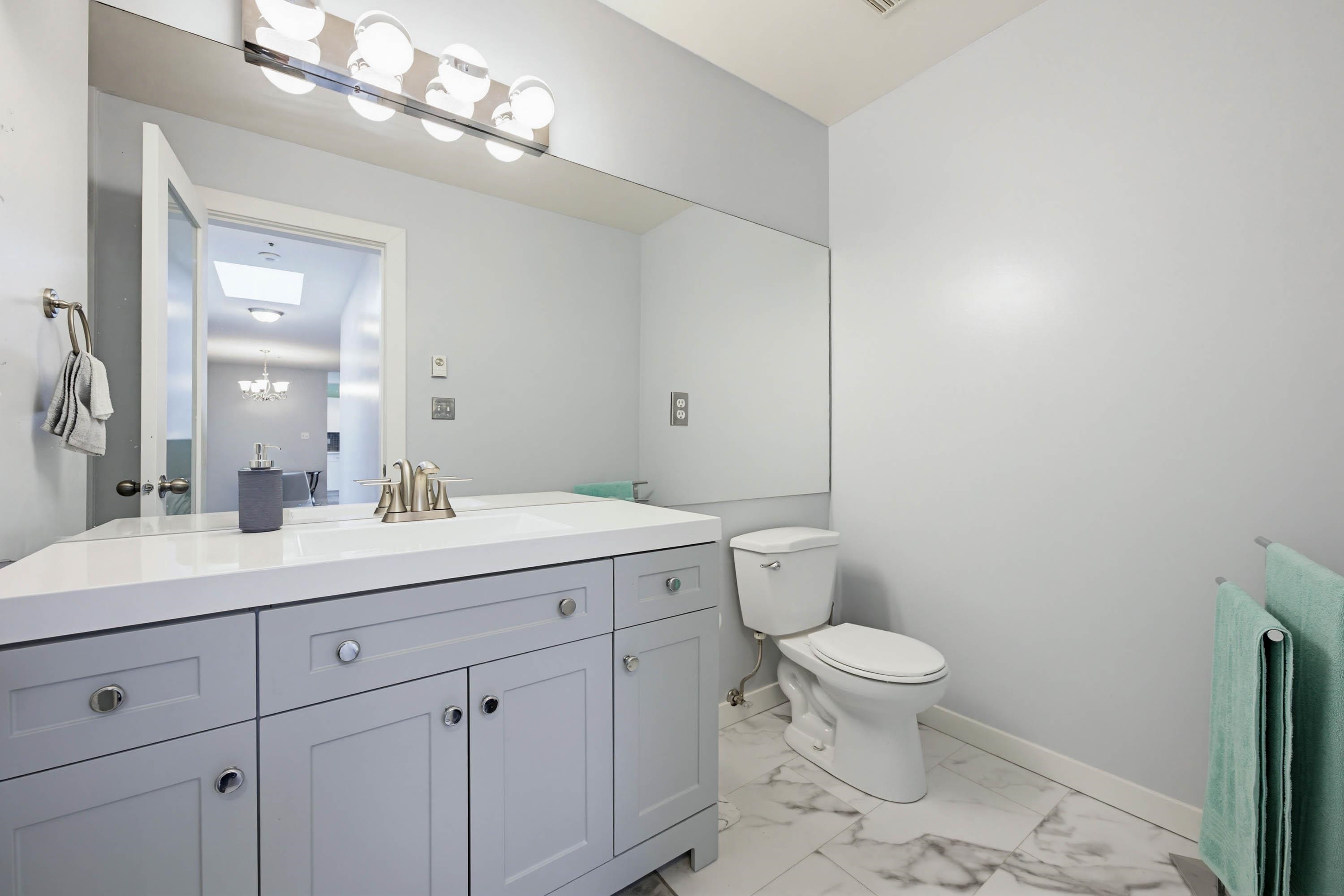 306 20257 54 AVENUE Unit: 306