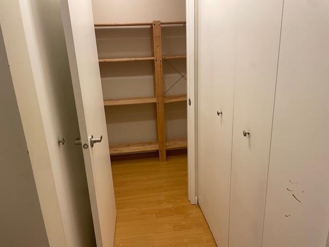 105 8460 ACKROYD ROAD Unit: 105