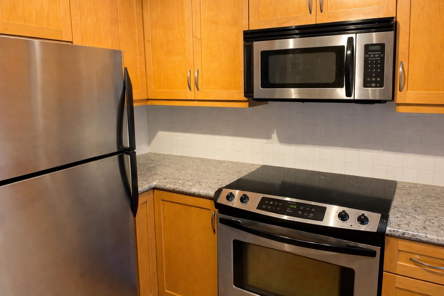105 8460 ACKROYD ROAD Unit: 105